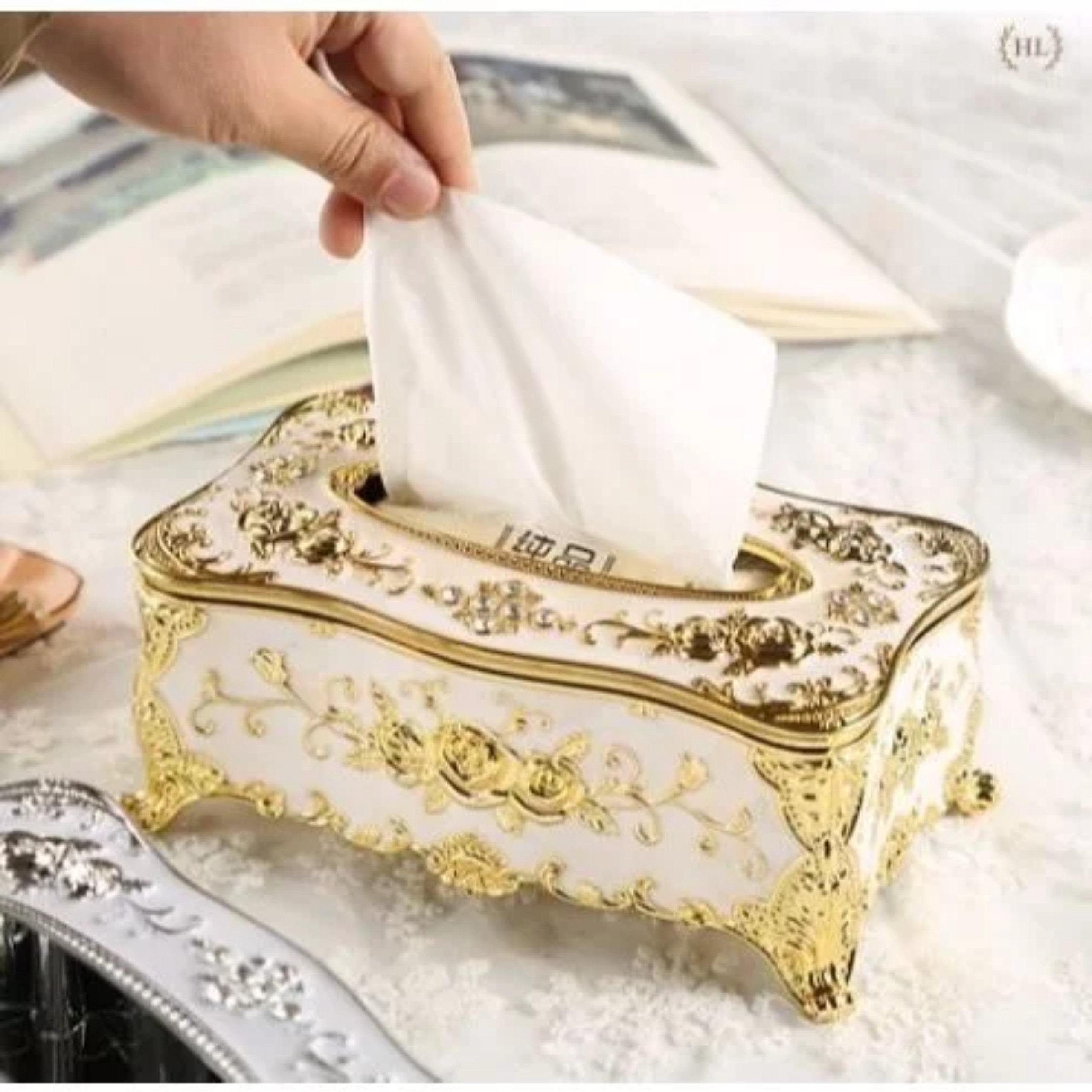 HỘP ĐỰNG GIẤY MẠ VÀNG