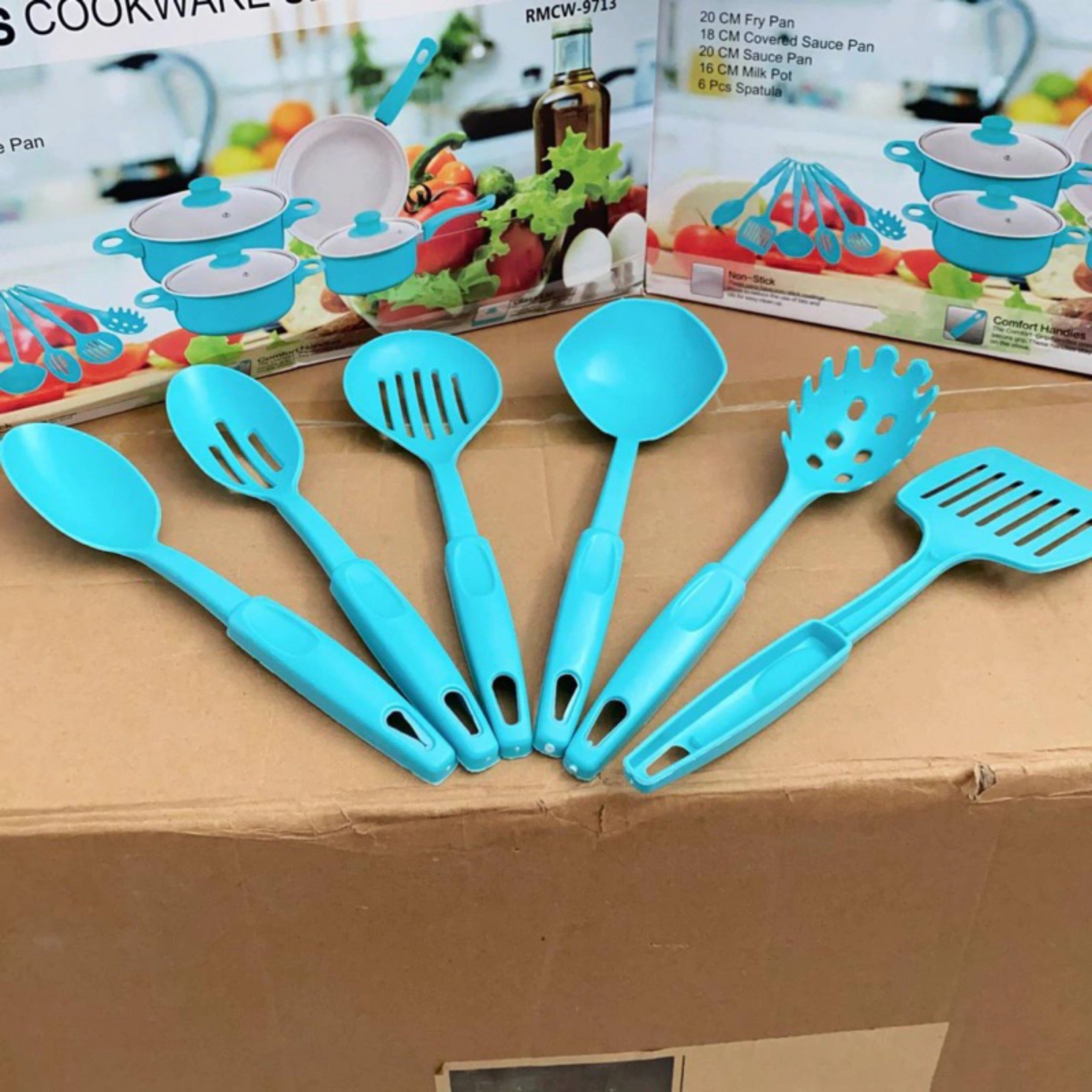 BỘ NỒI KÈM CHẢO 13 CHI TIẾT MÀU XANH DƯƠNG