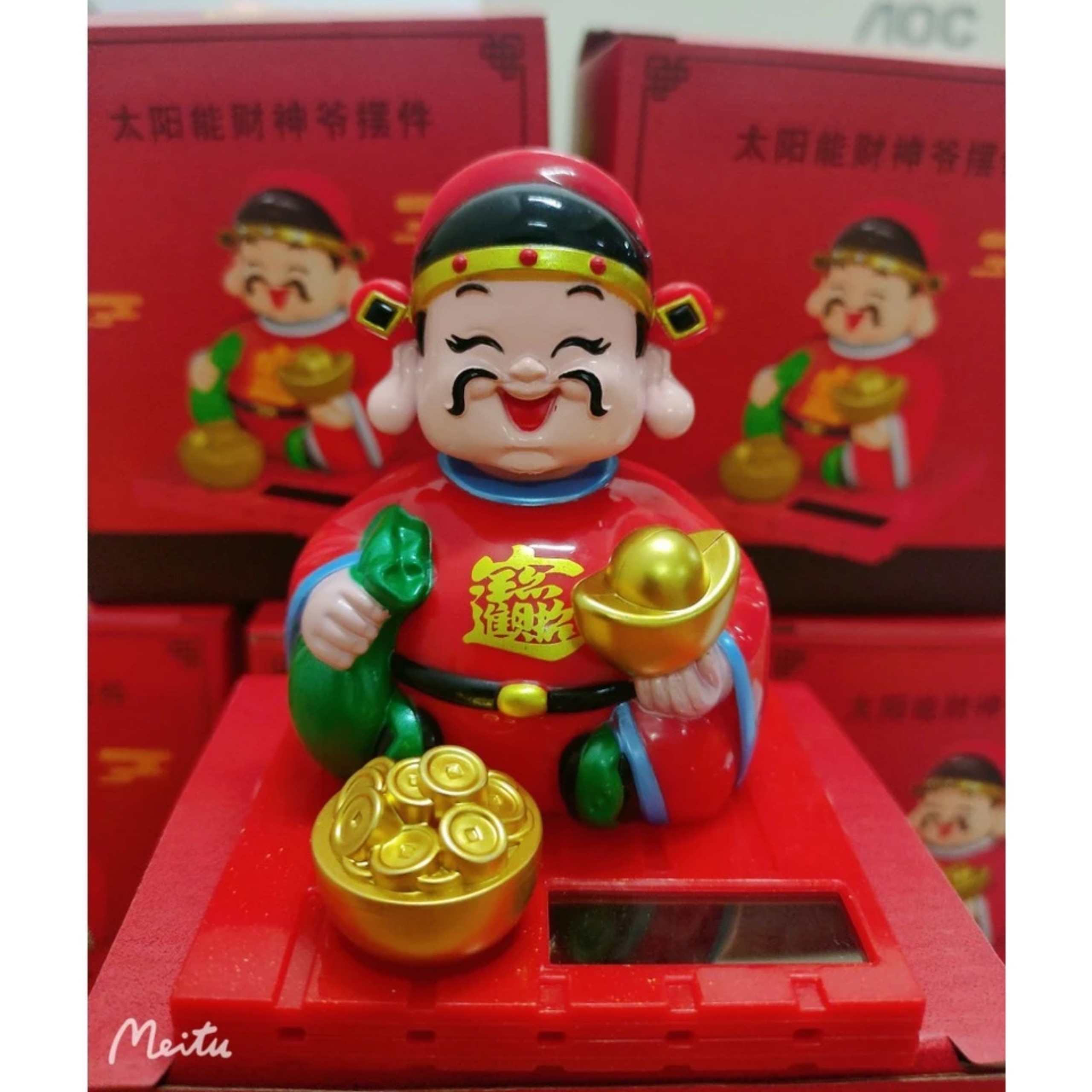 TƯỢNG THẦN TÀI TAY CẦM THỎI VÀNG