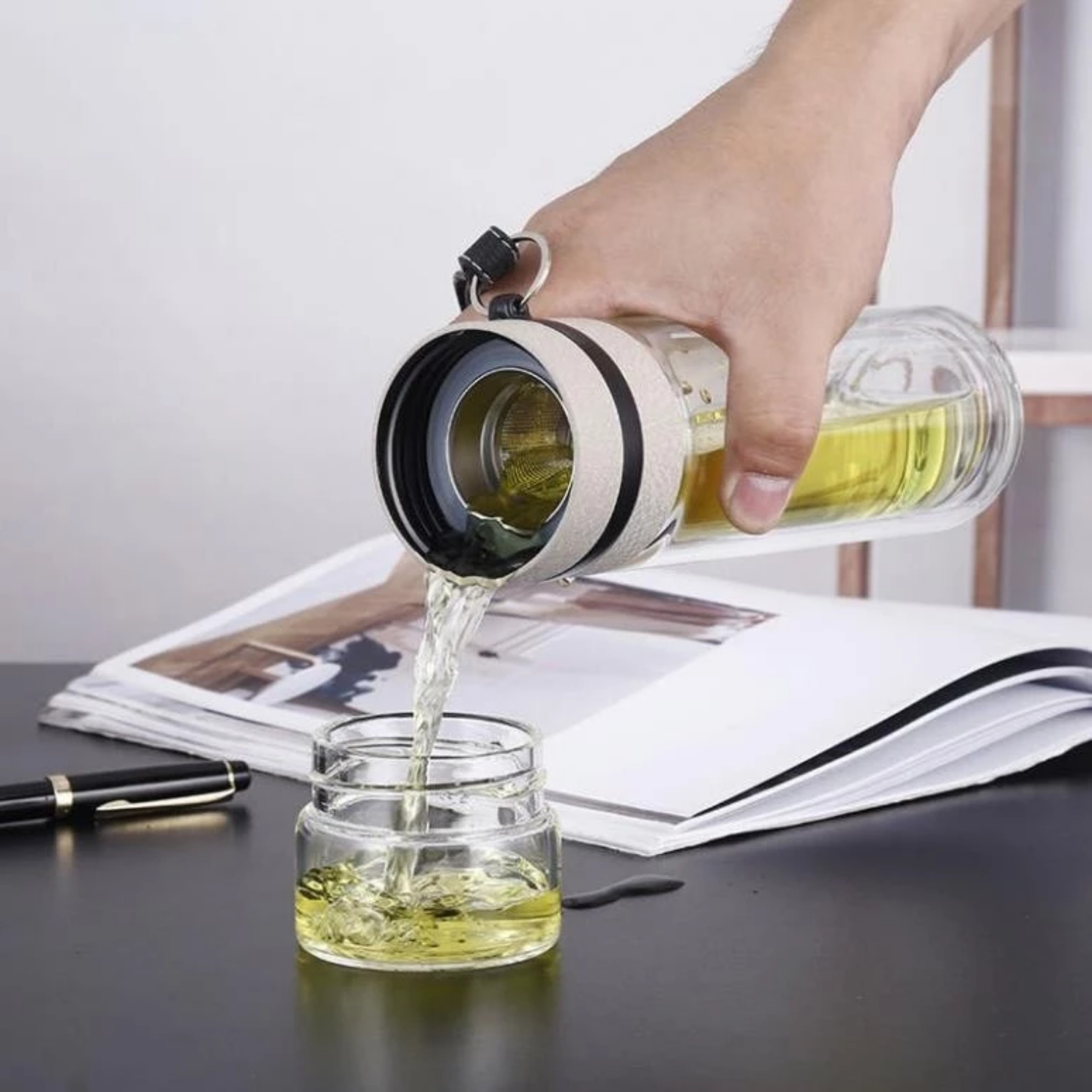 BÌNH TRÀ THỦY TINH CÓ KHAY LỌC 450ML