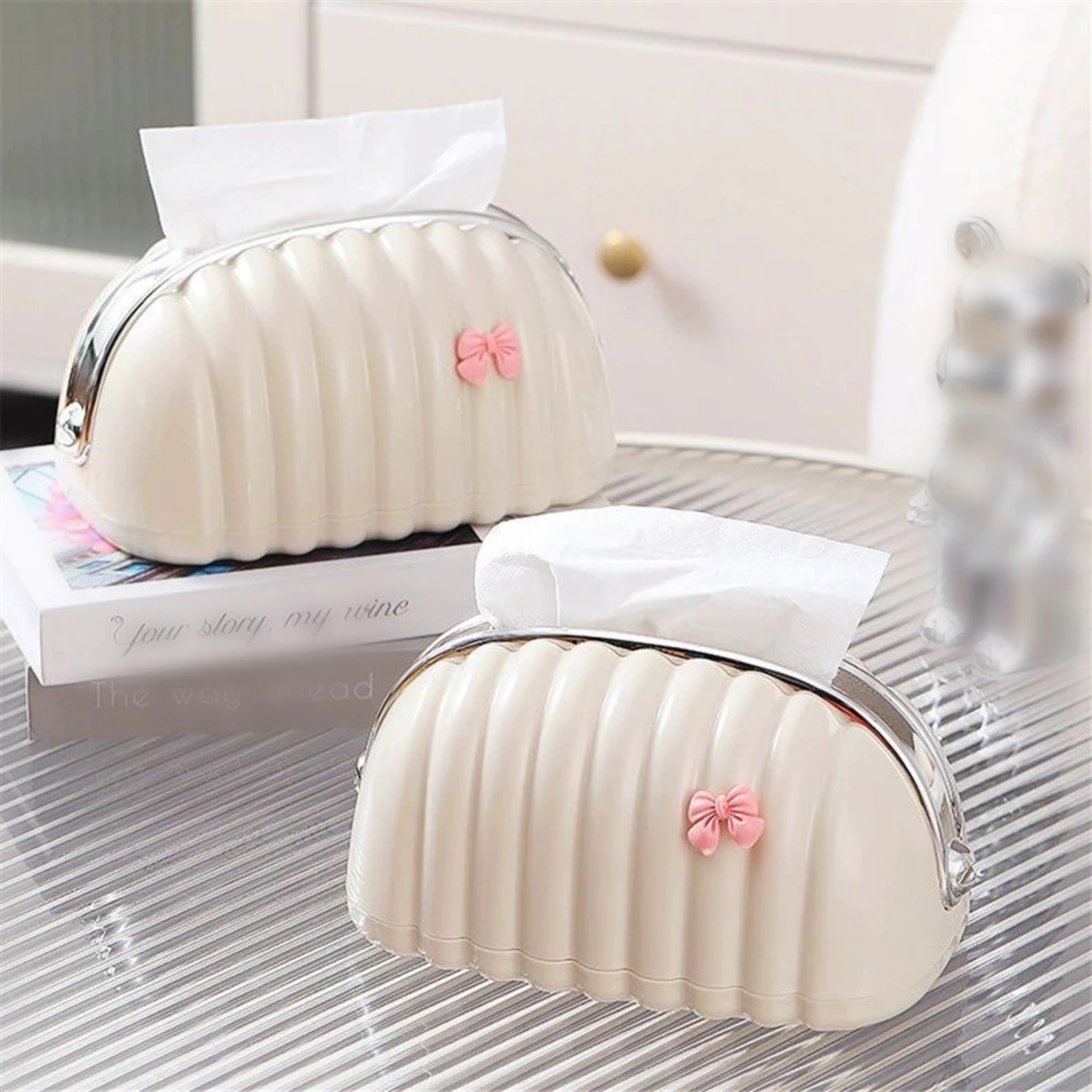 HỘP ĐỰNG KHĂN GIẤY DẠNG TÚI XÁCH KÈM NƠ