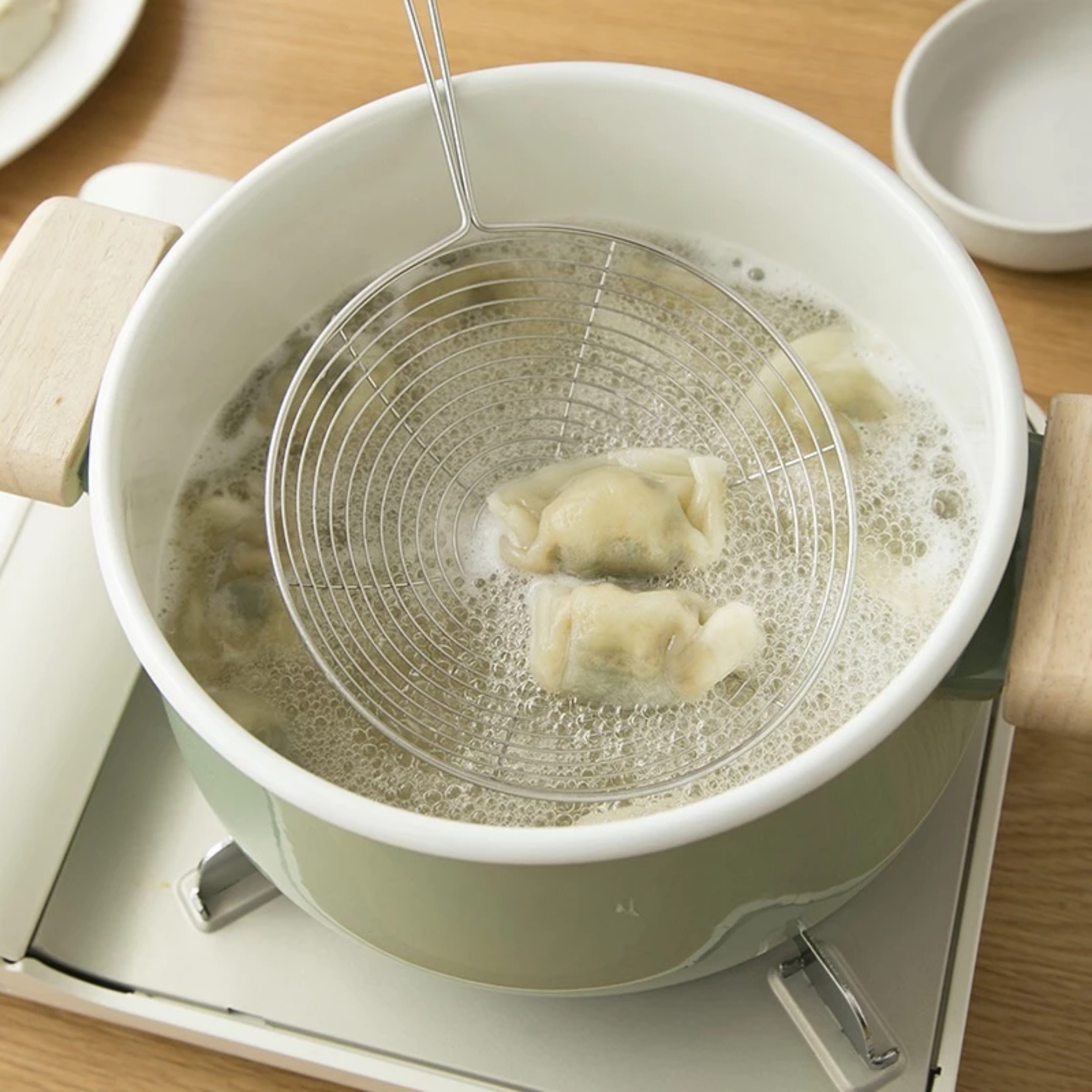 VỢT CHIÊN VỚT RÁO DẦU CÁN INOX 16CM