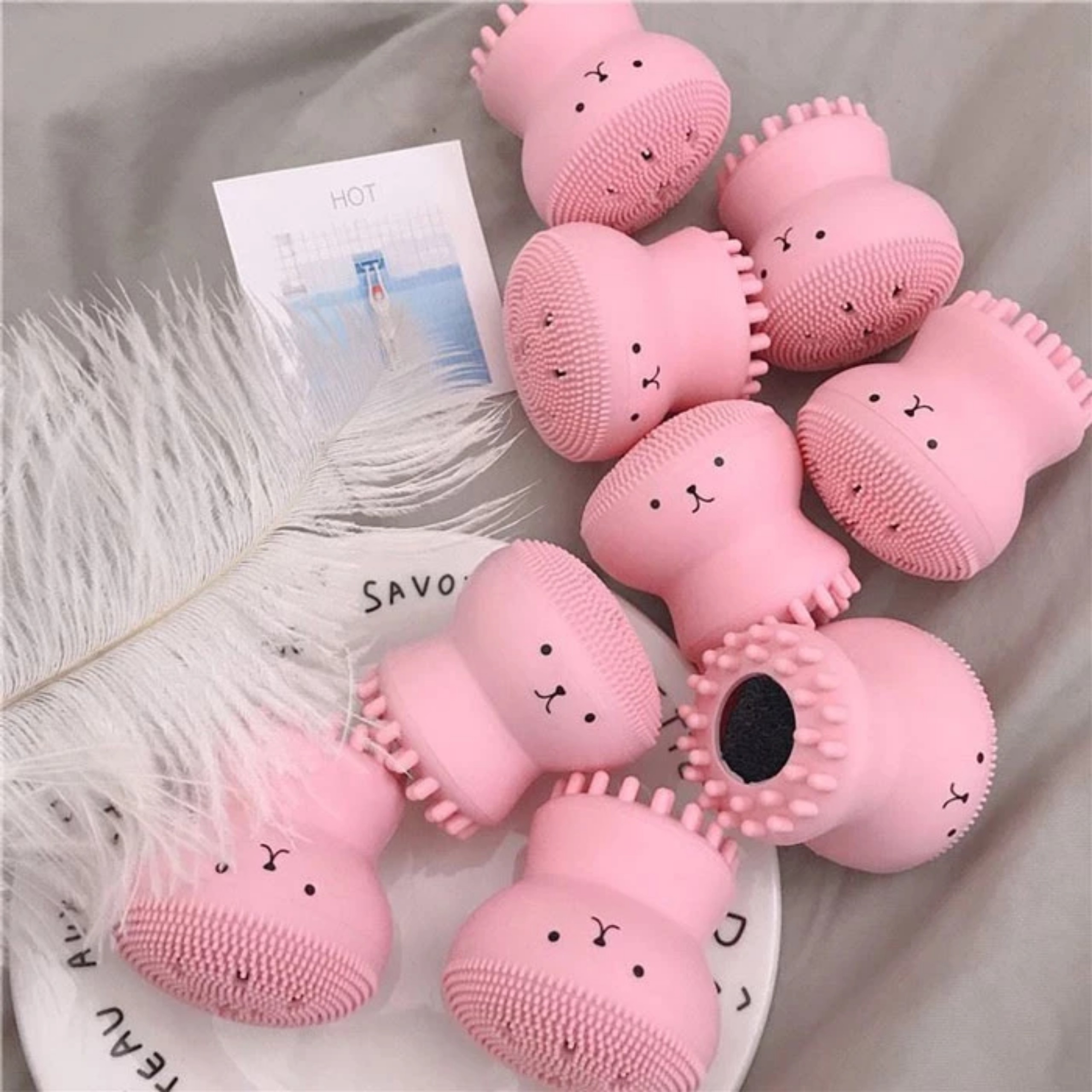 CỌ RỬA MẶT BẠCH TUỘT