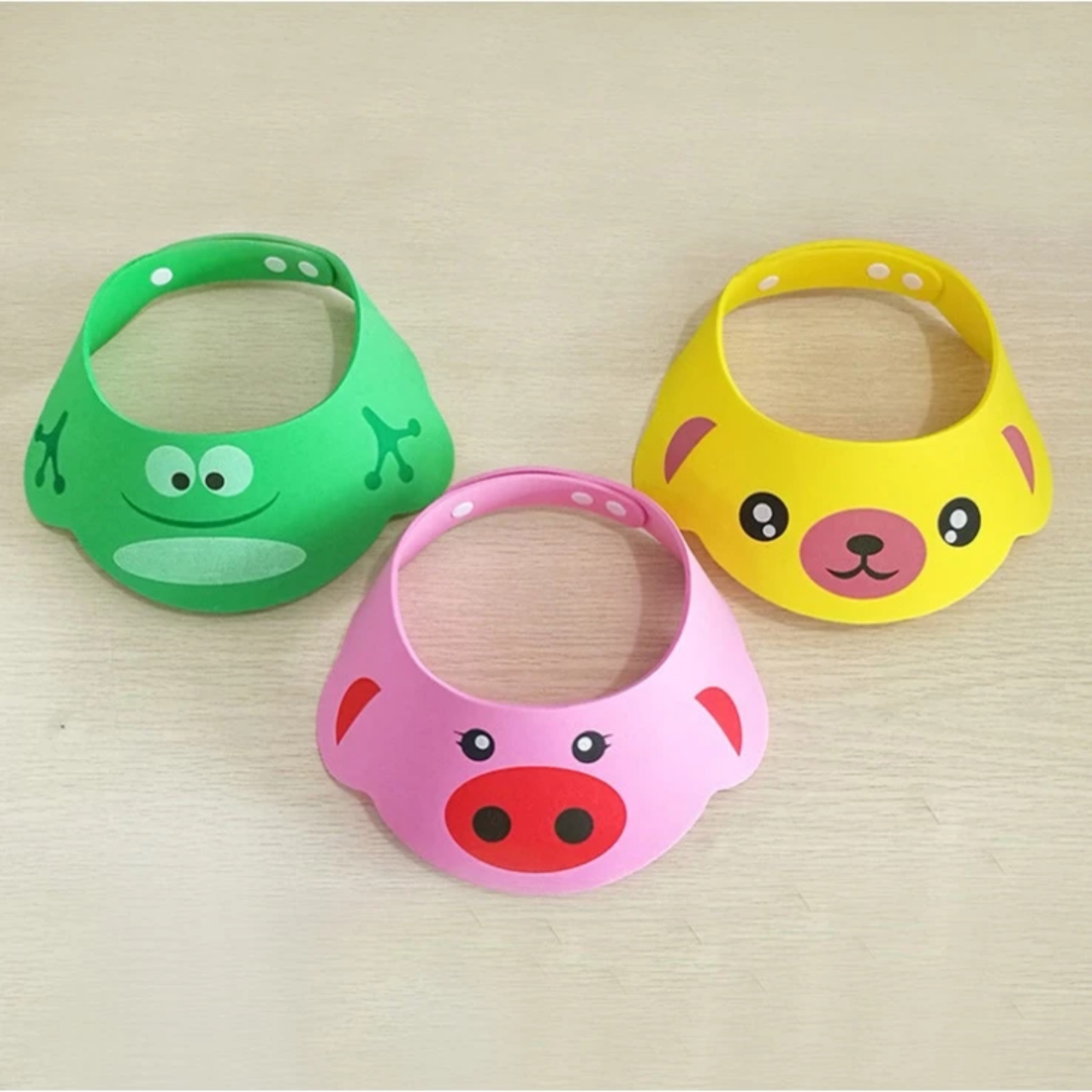 NÓN TẮM ĐỘI ĐẦU CHĂN NƯỚC CHO BÉ