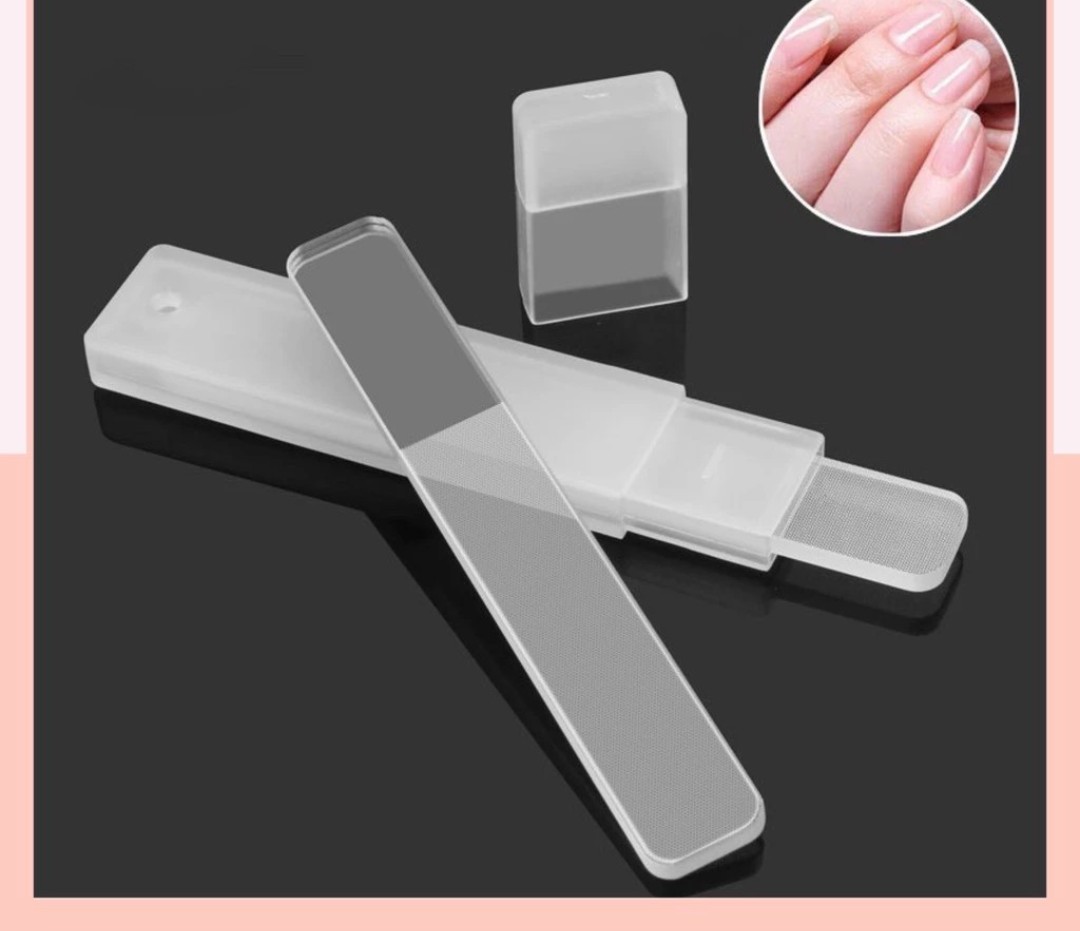 DỤNG CỤ DŨA MÓNG TAY BẰNG THỦY TINH TIỆN DỤNG