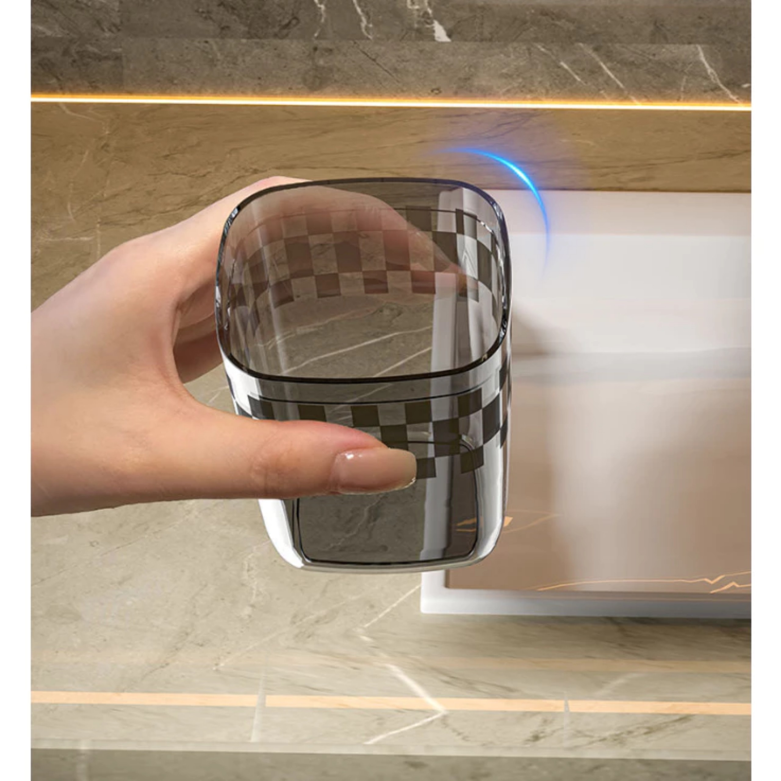 HỘP ĐỰNG BÀN CHẢI DẠNG ỐNG VUÔNG