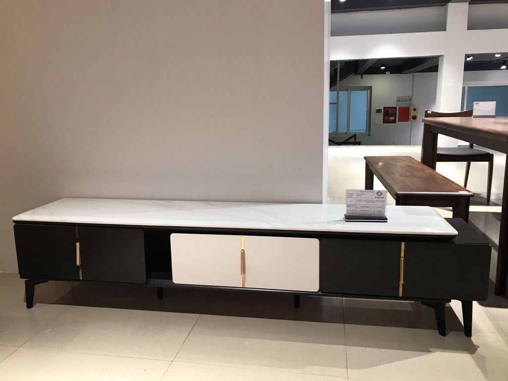 Kệ tivi nhập khẩu 43-241D