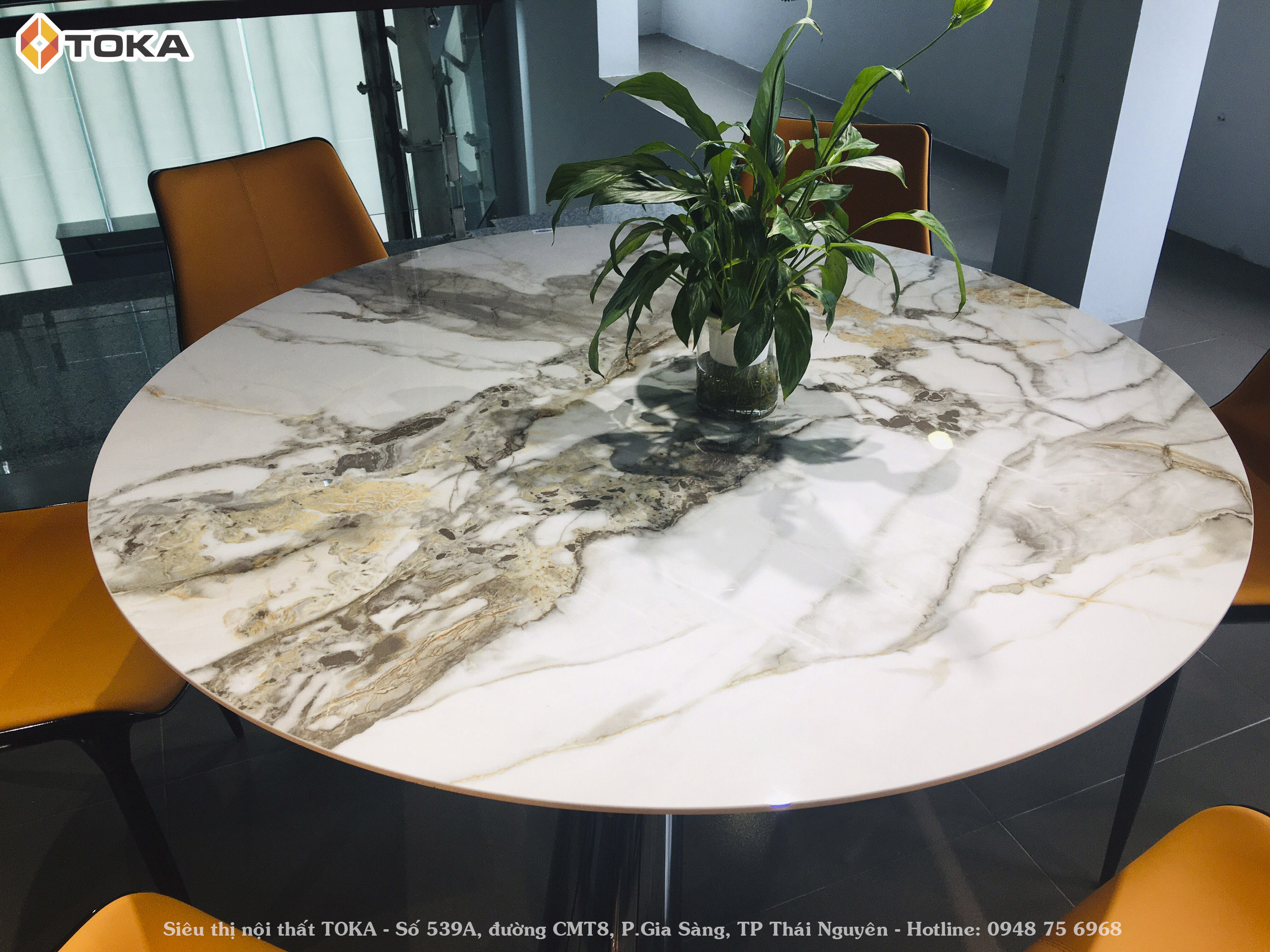 Bộ bàn ăn cao cấp 8808