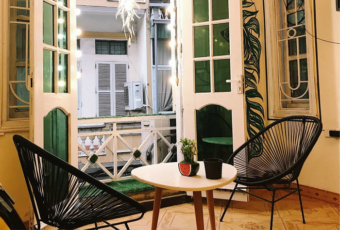 Bộ  bàn ghế dây văng nhựa (nhiều mầu)