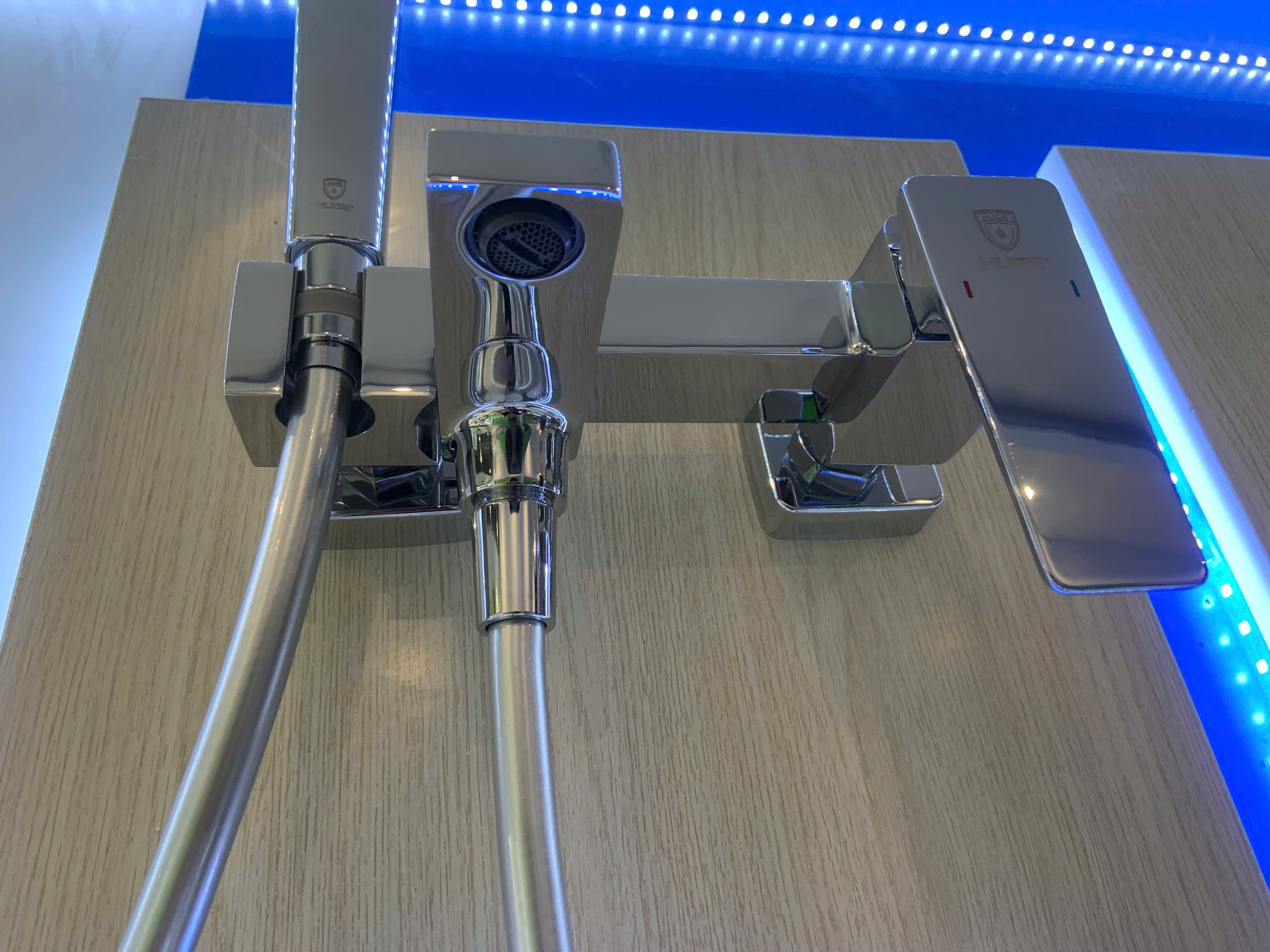 SEN TẮM LAMBERT ECO H-2900S