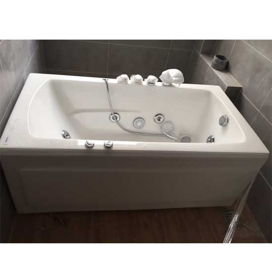 Bồn tắm massage Sewo NP-382