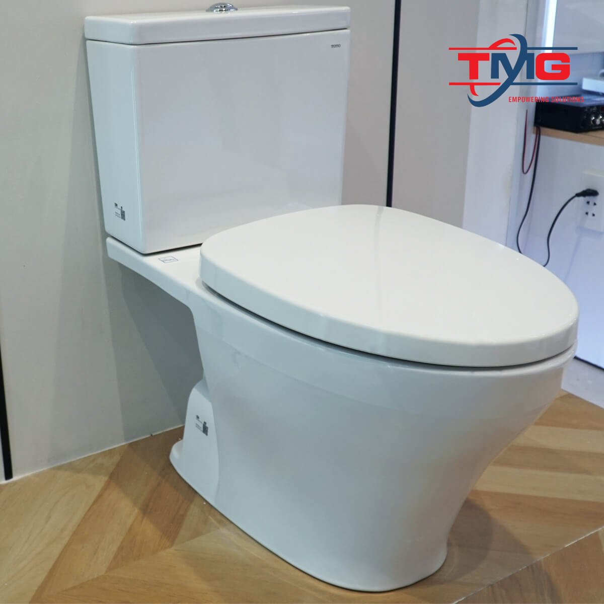 Bồn Cầu Hai Khối TOTO CS326DT3