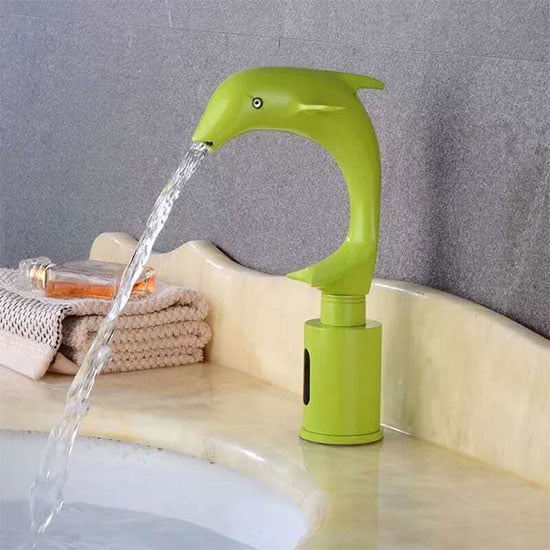 Vòi rửa lavabo cảm ứng trẻ em HCG HM-D93 Green