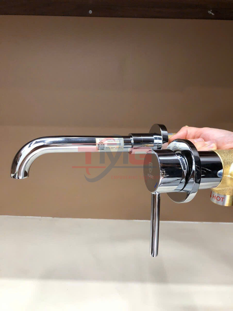 Vòi lavabo âm tường (H-VT200)