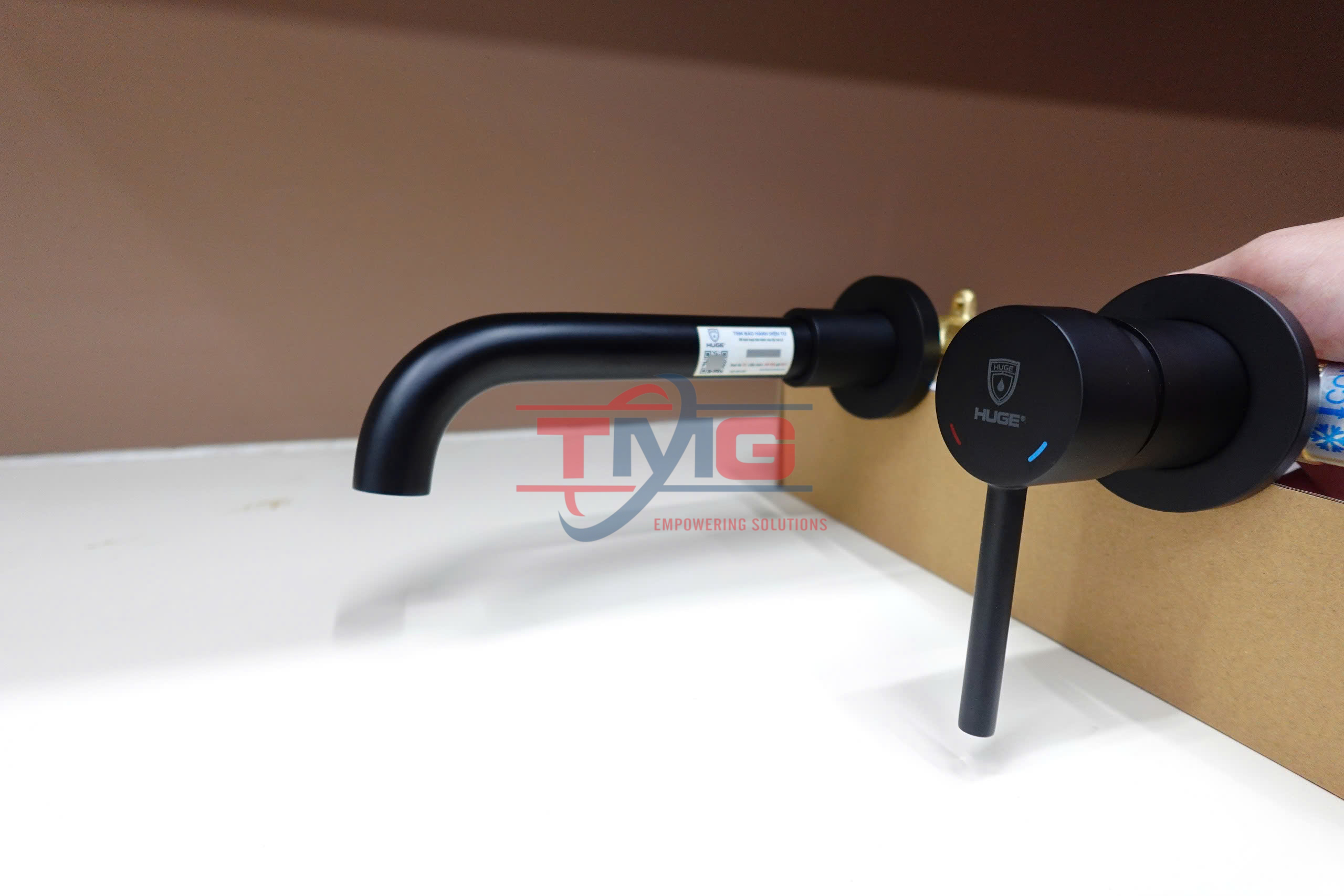 Vòi lavabo âm tường (H-VT200B)