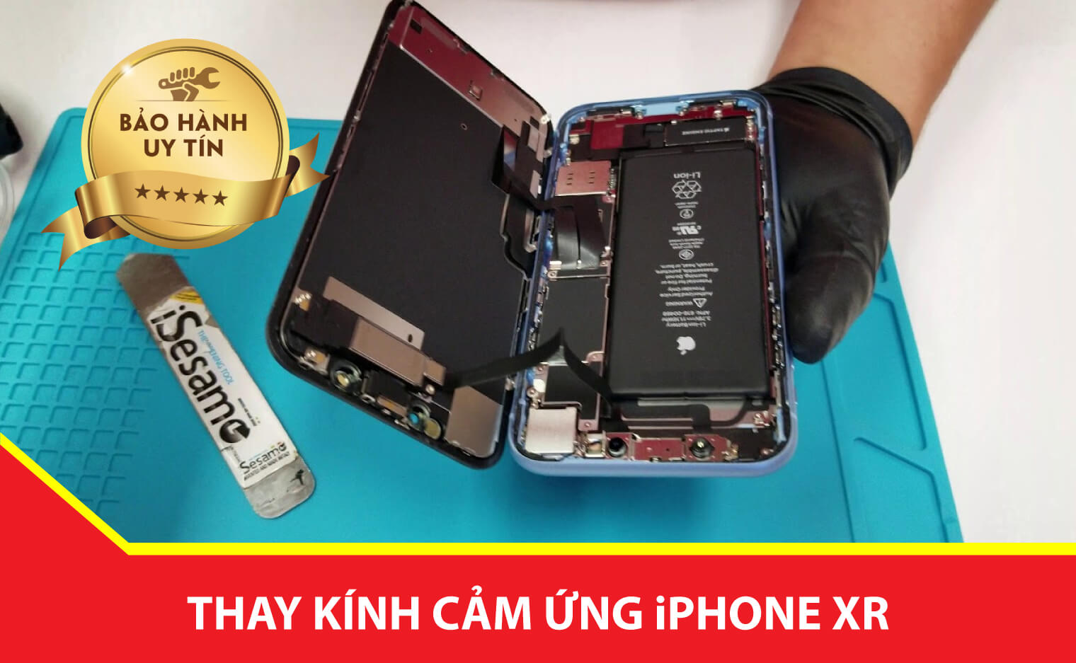 thay kinh cam ung iphone xr