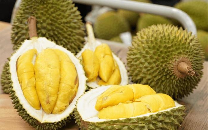 Kích thước sầu riêng có ảnh hưởng trực tiếp đến giá sầu riêng hôm nay