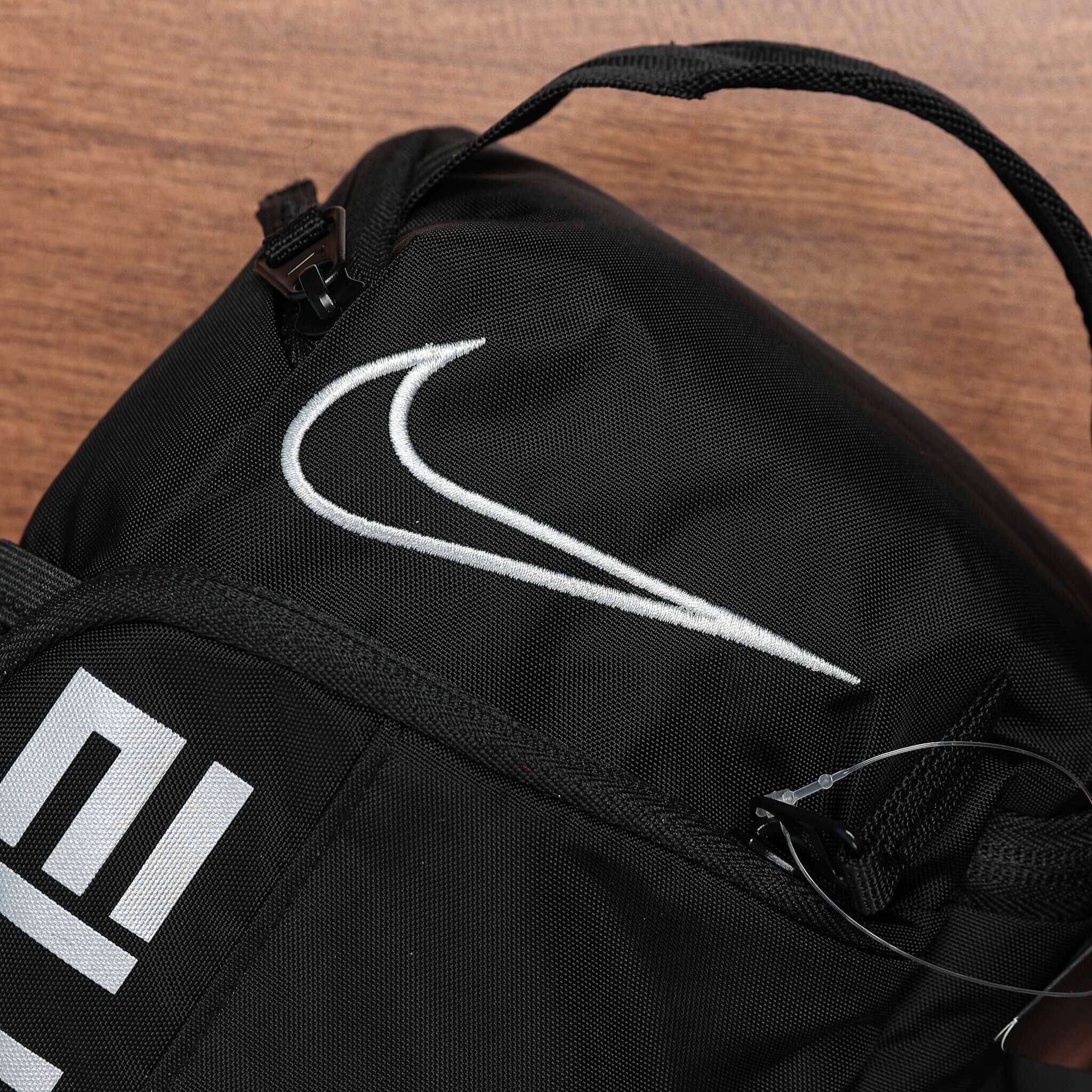 Túi Cầm Tay Đa Năng Nike Elite Fuel Pack