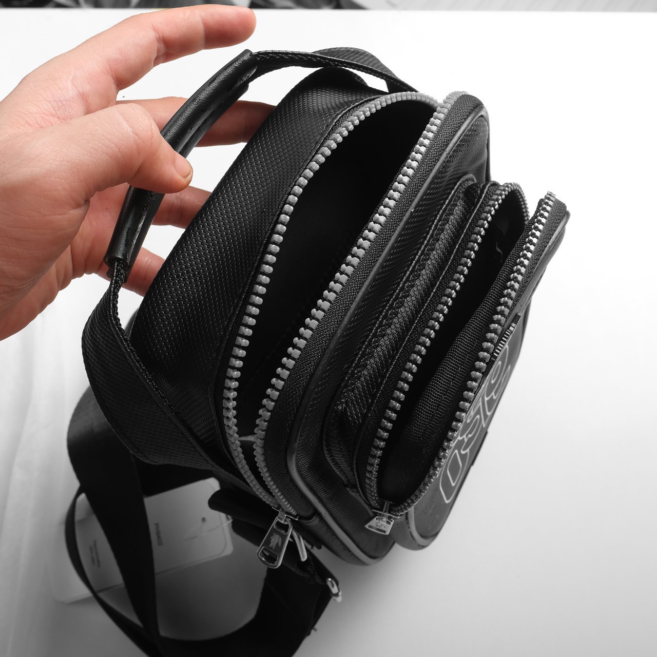 Túi Đeo Chéo Thời Trang Tiện Ích LC Cross Bag