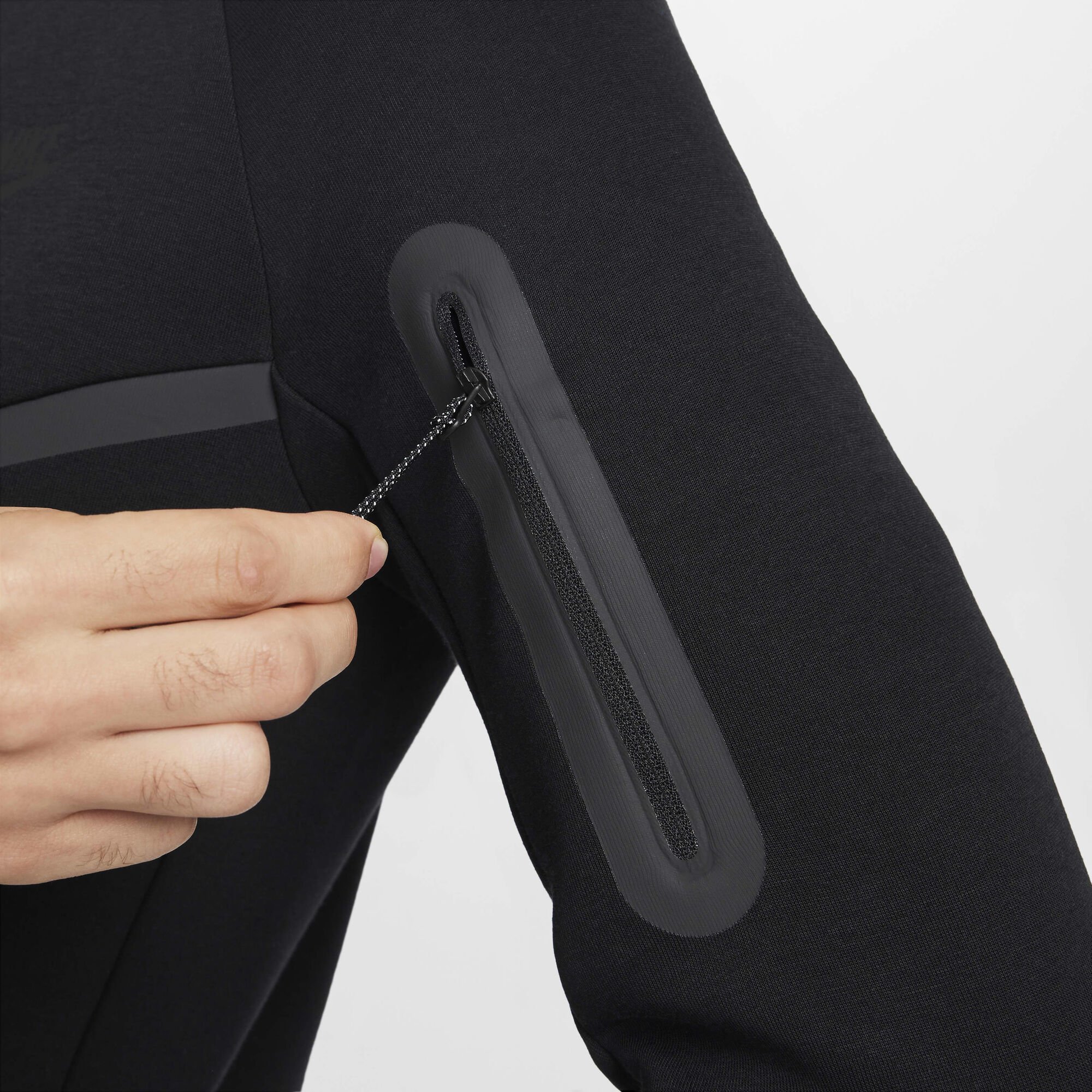 Áo Khoác Thể Thao Nike Tech Full-Zip Windrunner Hoodie 2024 HV0949-010