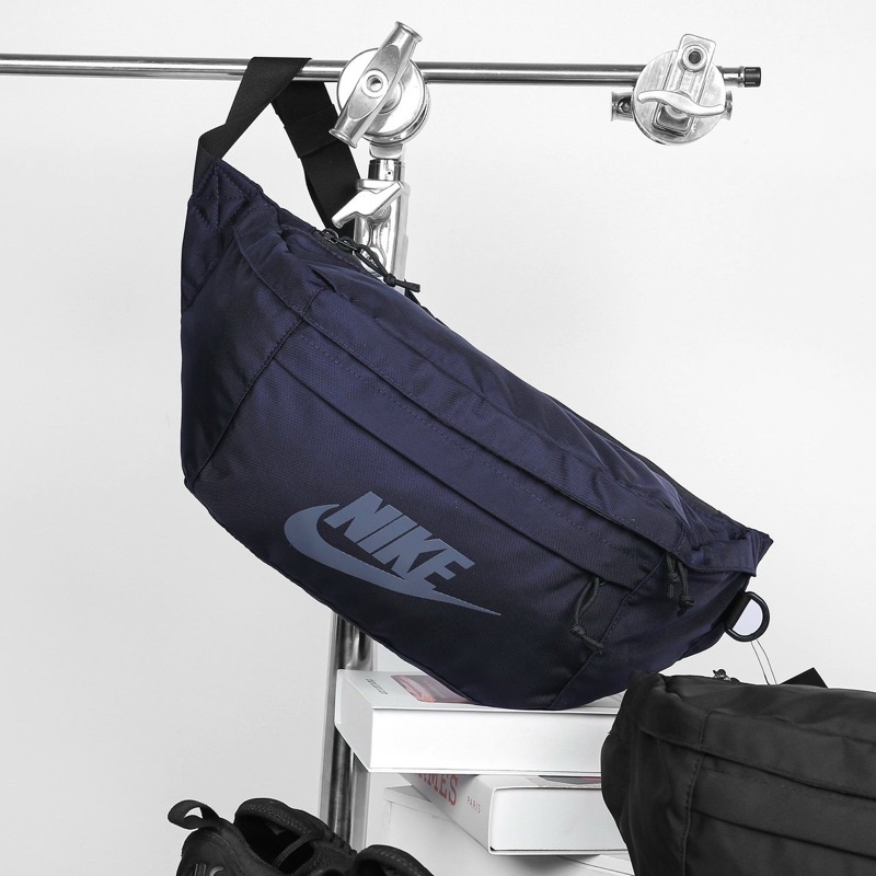 Túi Đeo Chéo Bao Tử Thời Trang Thể Thao Unisex Nam Nữ Nike Tech Hip Pack - BA5751-010