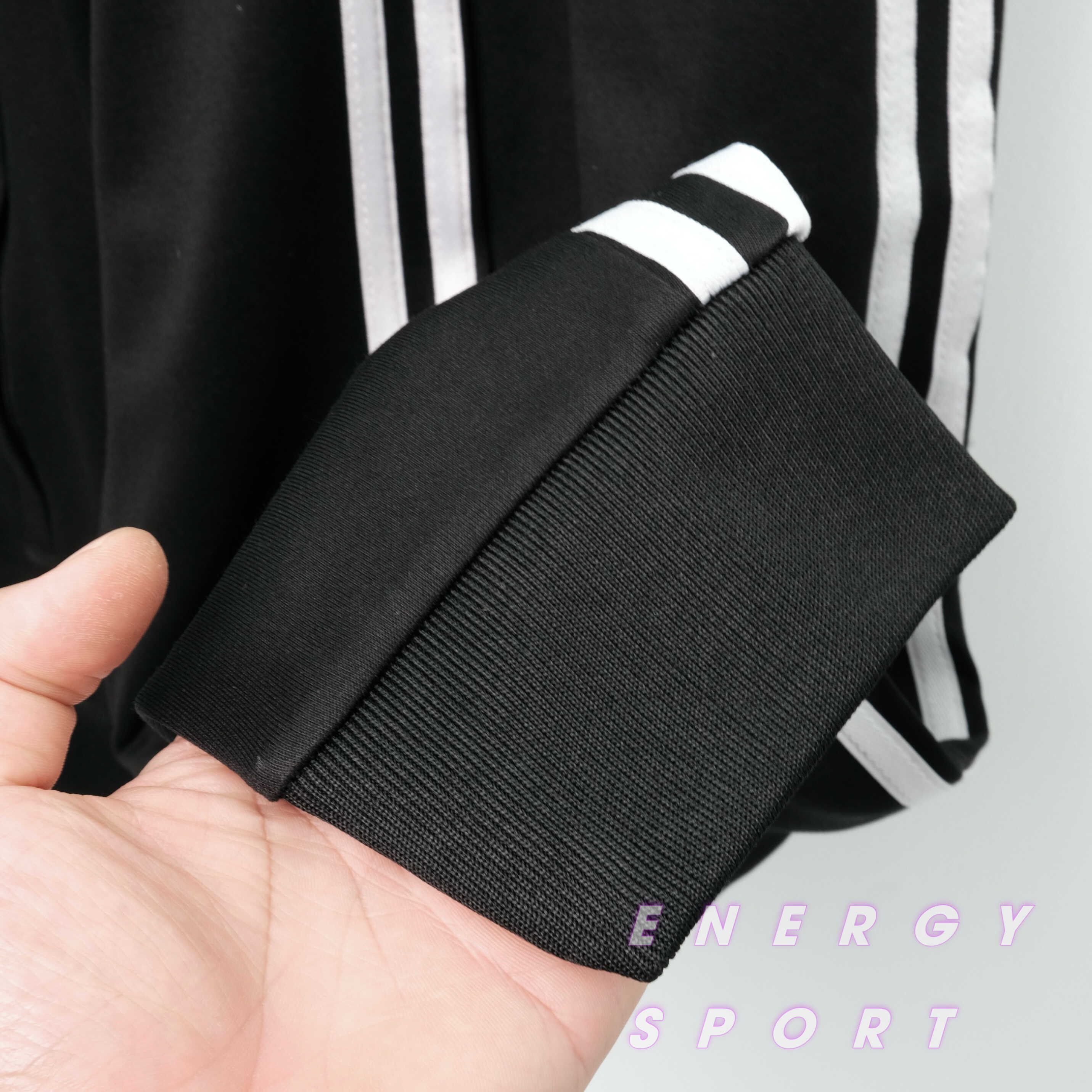 Quần Jogger Thể Thao Unisex Nam Nữ Adidas Adicolor Classics SST Track Pant - Màu Đen