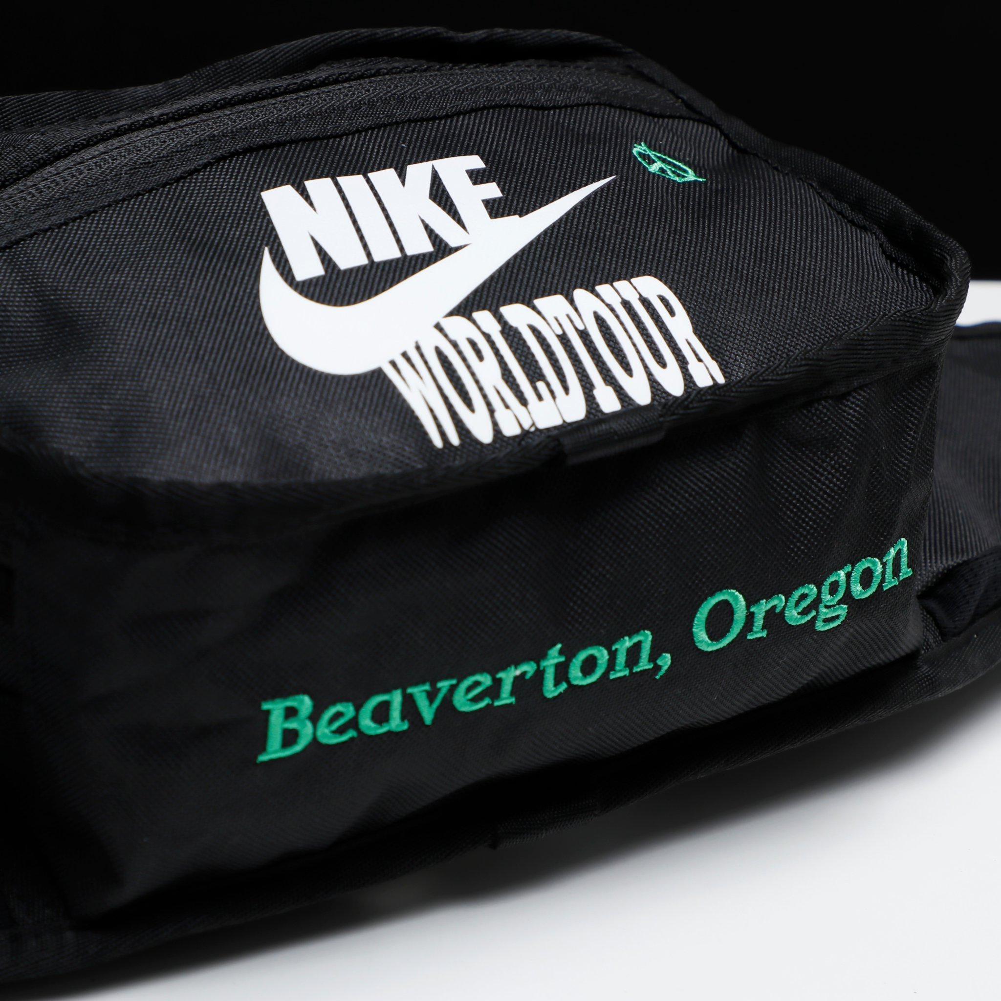 Túi Đeo Chéo Thời Trang Unisex Nike World Tour - Waist Bag DH3079-010