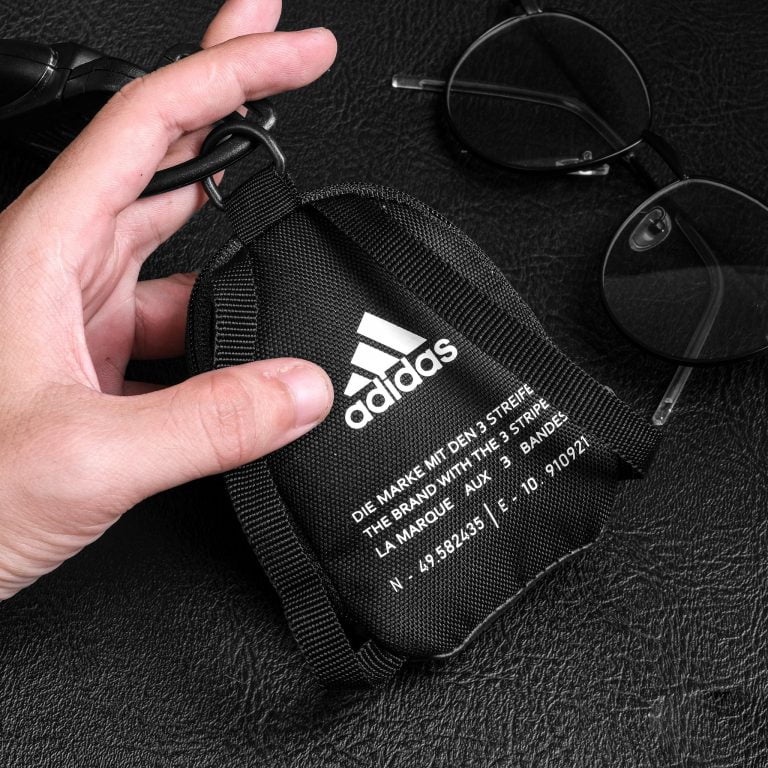 Móc khóa balo mini Adidas Tiny Bag FQ2449 Thời Trang Thể Thao dành cho cả nam và nữ