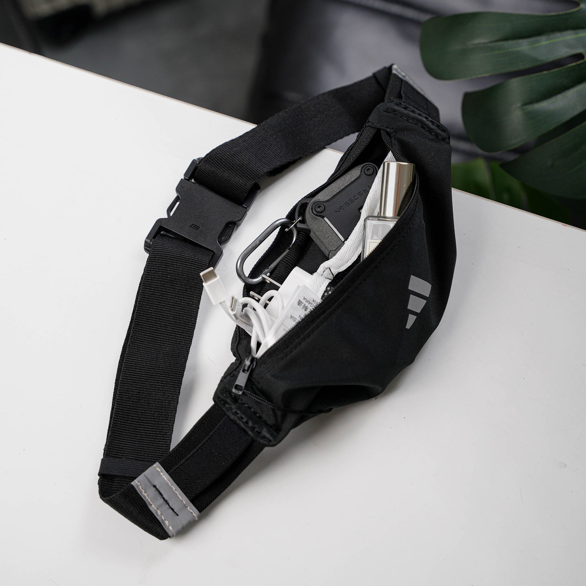 Túi Đeo Hông Chạy Bộ Adidas Running Gear Waist Bag HI3486