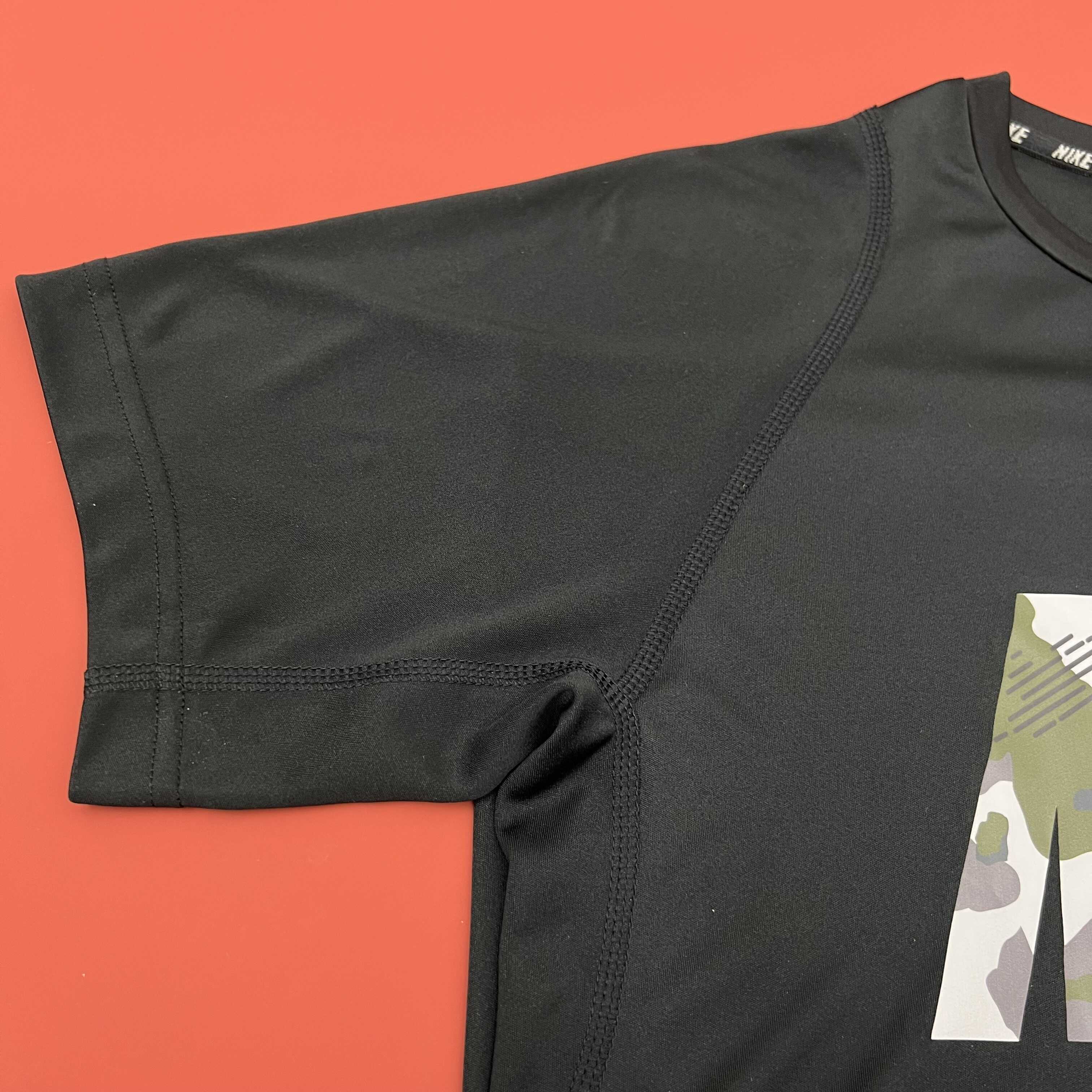 Áo Thun Thể Thao Nam Nike Training Graphic Camo Tee