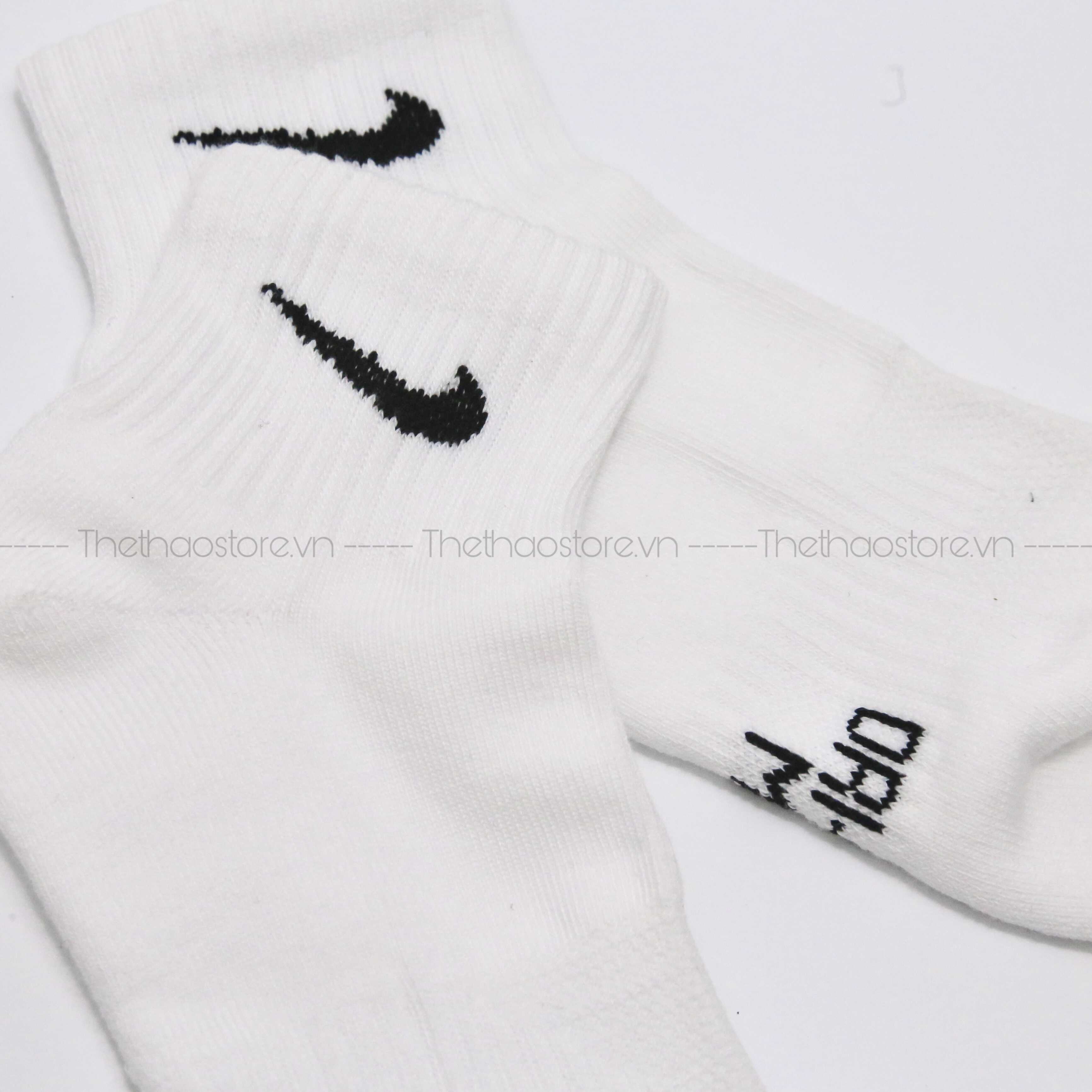 Vớ/ Tất Nike Everyday Plus Cushioned Cổ Trung - SX7667 100