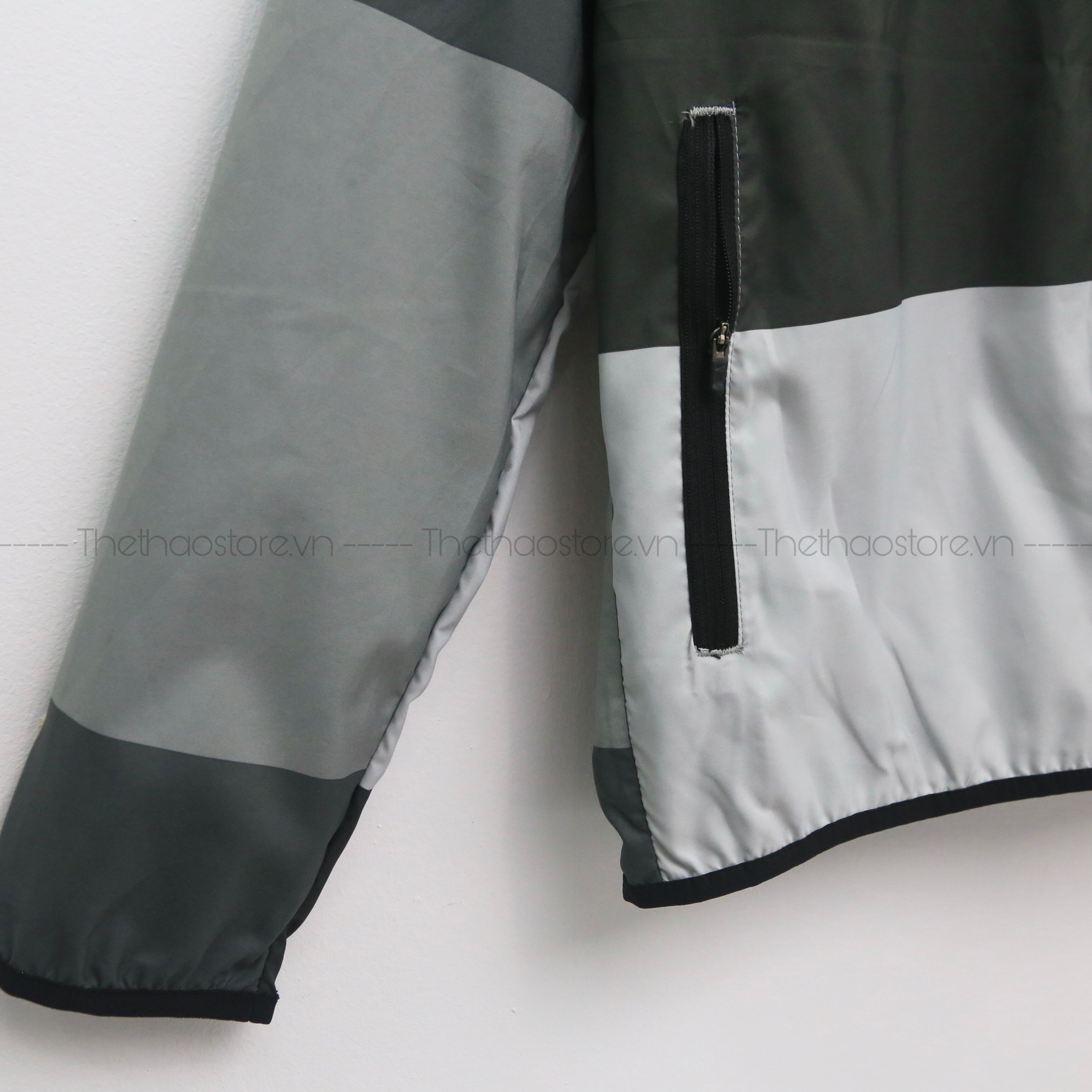 Áo Khoác Gió Nike Windrunner Wild Run CK0684-070