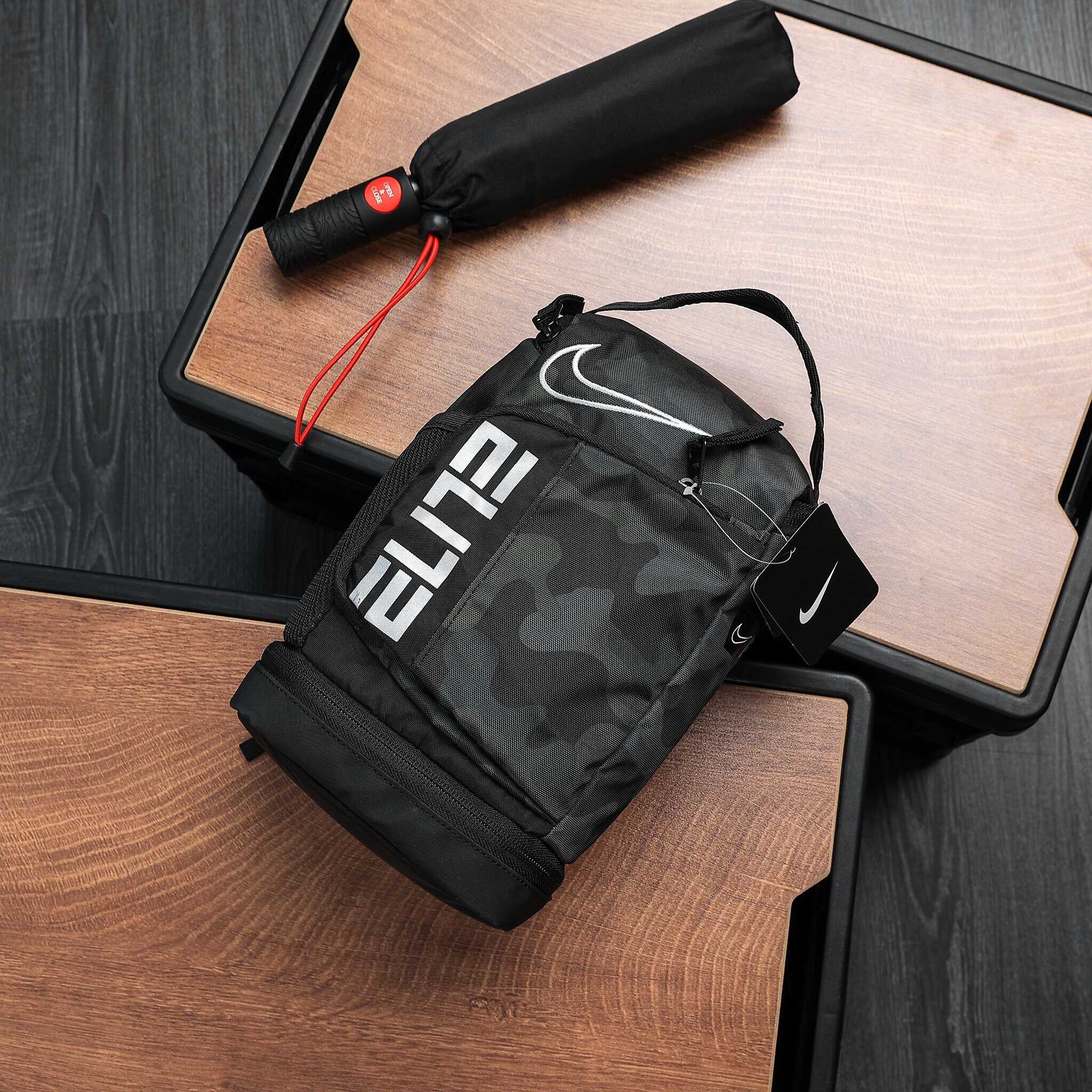 nike elite travel gear