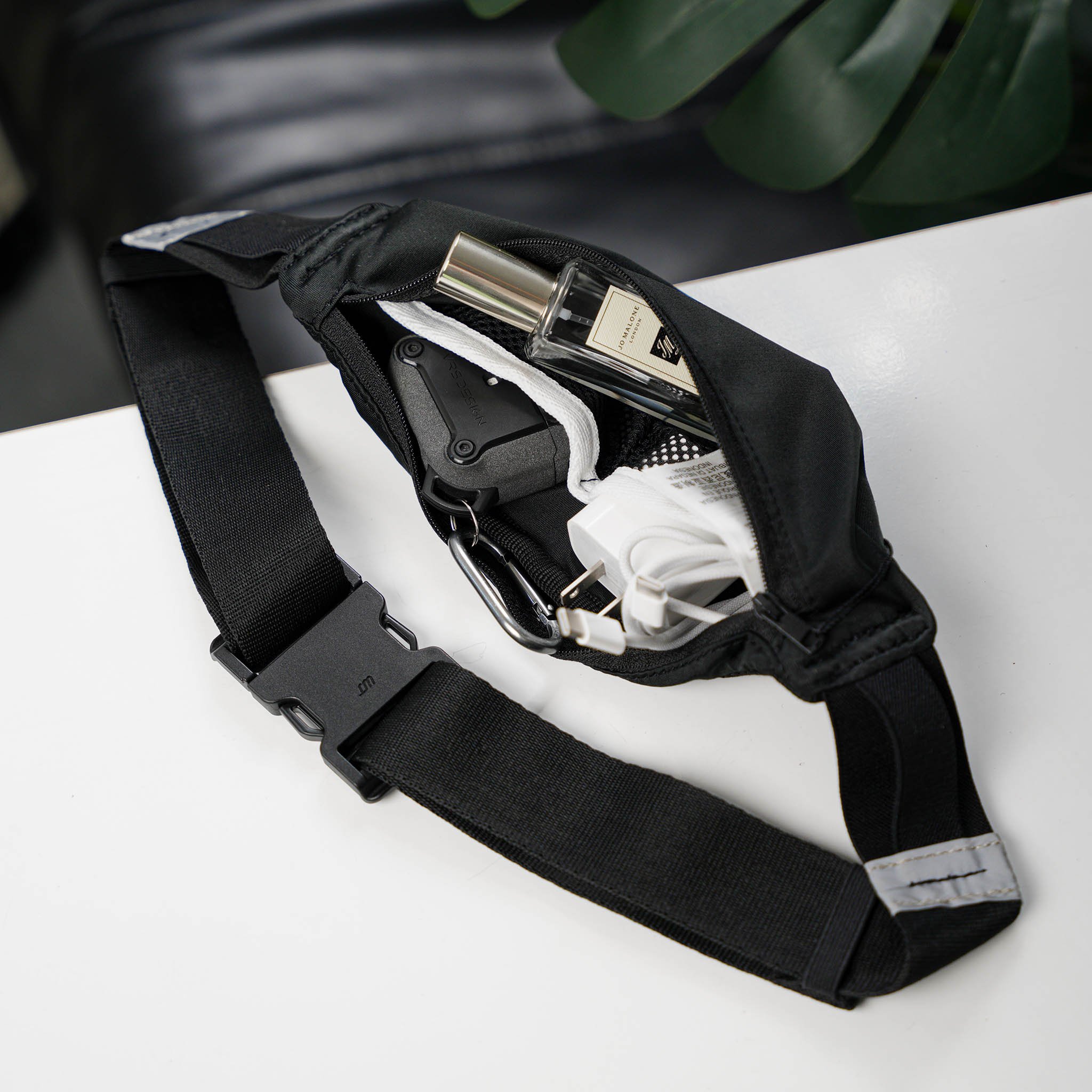 Túi Đeo Hông Chạy Bộ Adidas Running Gear Waist Bag HI3486