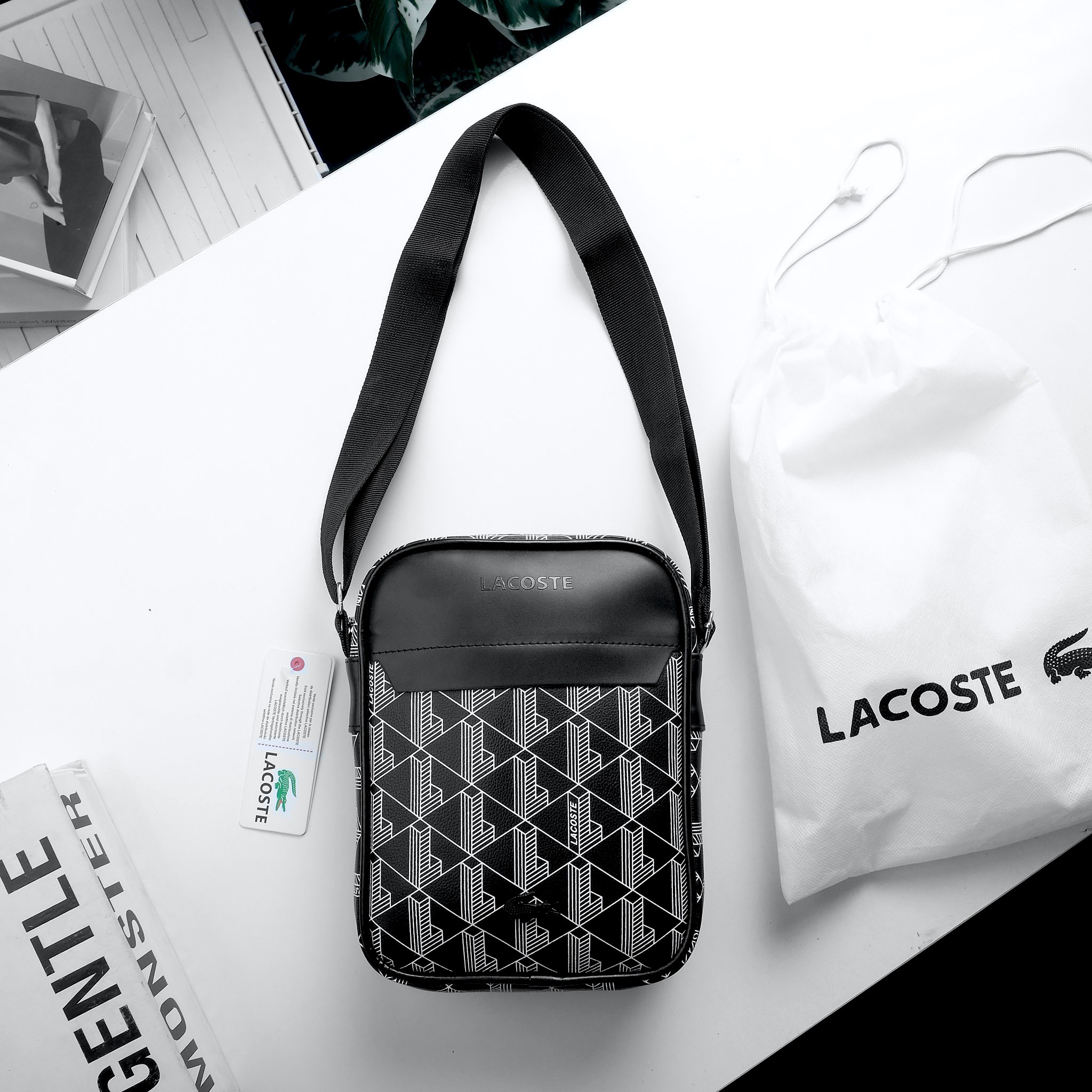 Túi Đeo Chéo Thời Trang Lacoste Black Monogram-pattern Messenger Bag