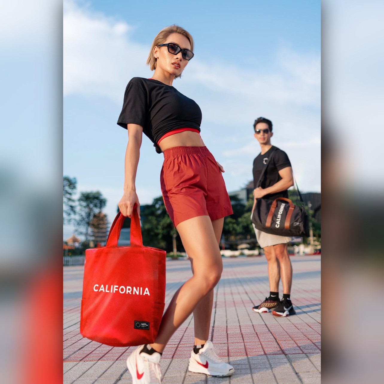 Túi Tote Tiện Ích - Du Lịch - Gym California Bản Đặc Biệt 2 Màu Đỏ - Trắng