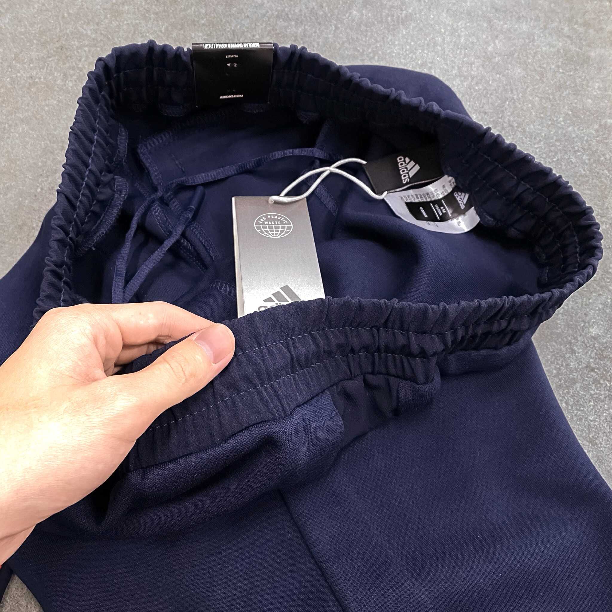 Áo Khoác Bomber Thể Thao Unisex Adidas VRCT Jacket Navy - GK4874