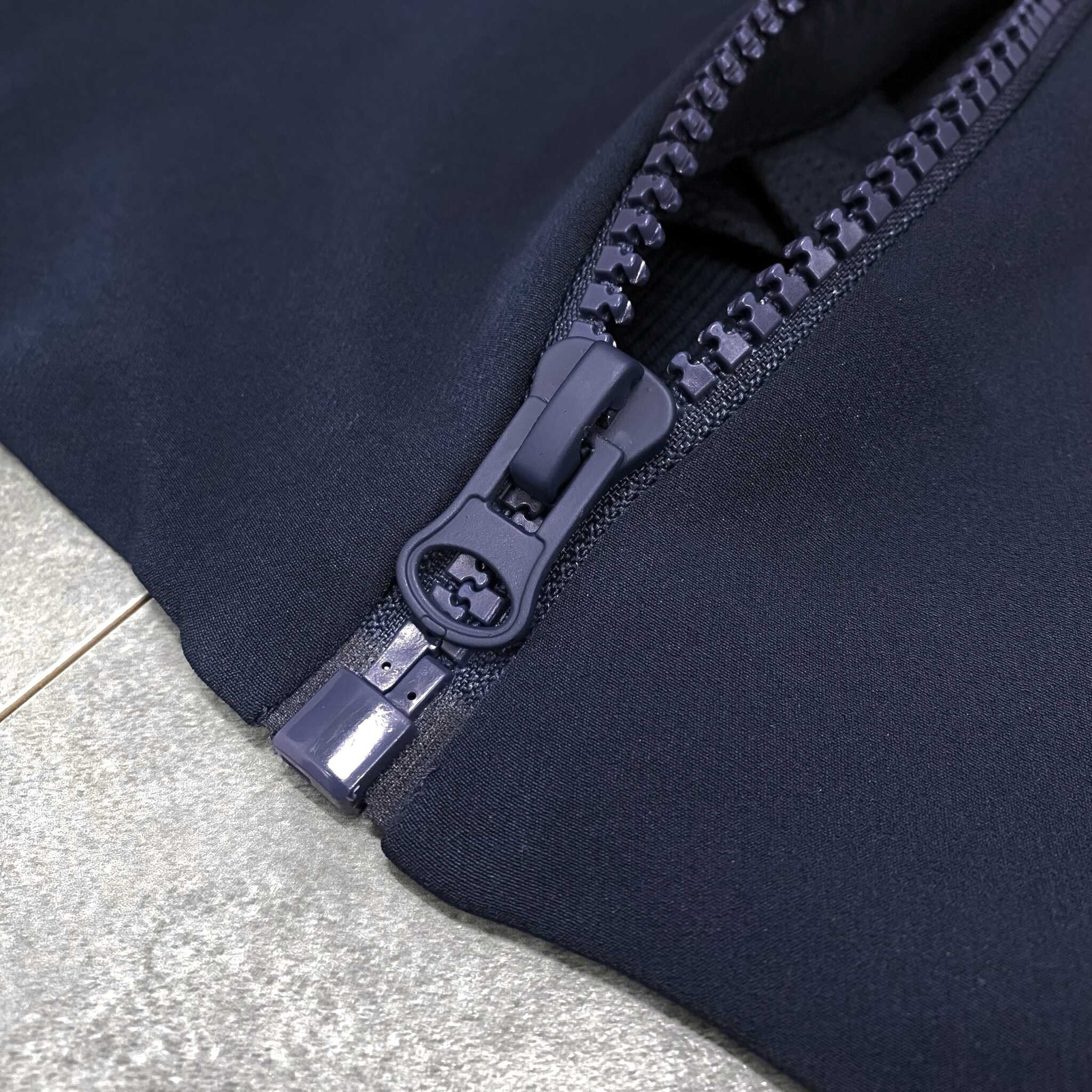 Áo Khoác Bomber Thể Thao Unisex Adidas VRCT Jacket Navy - GK4874