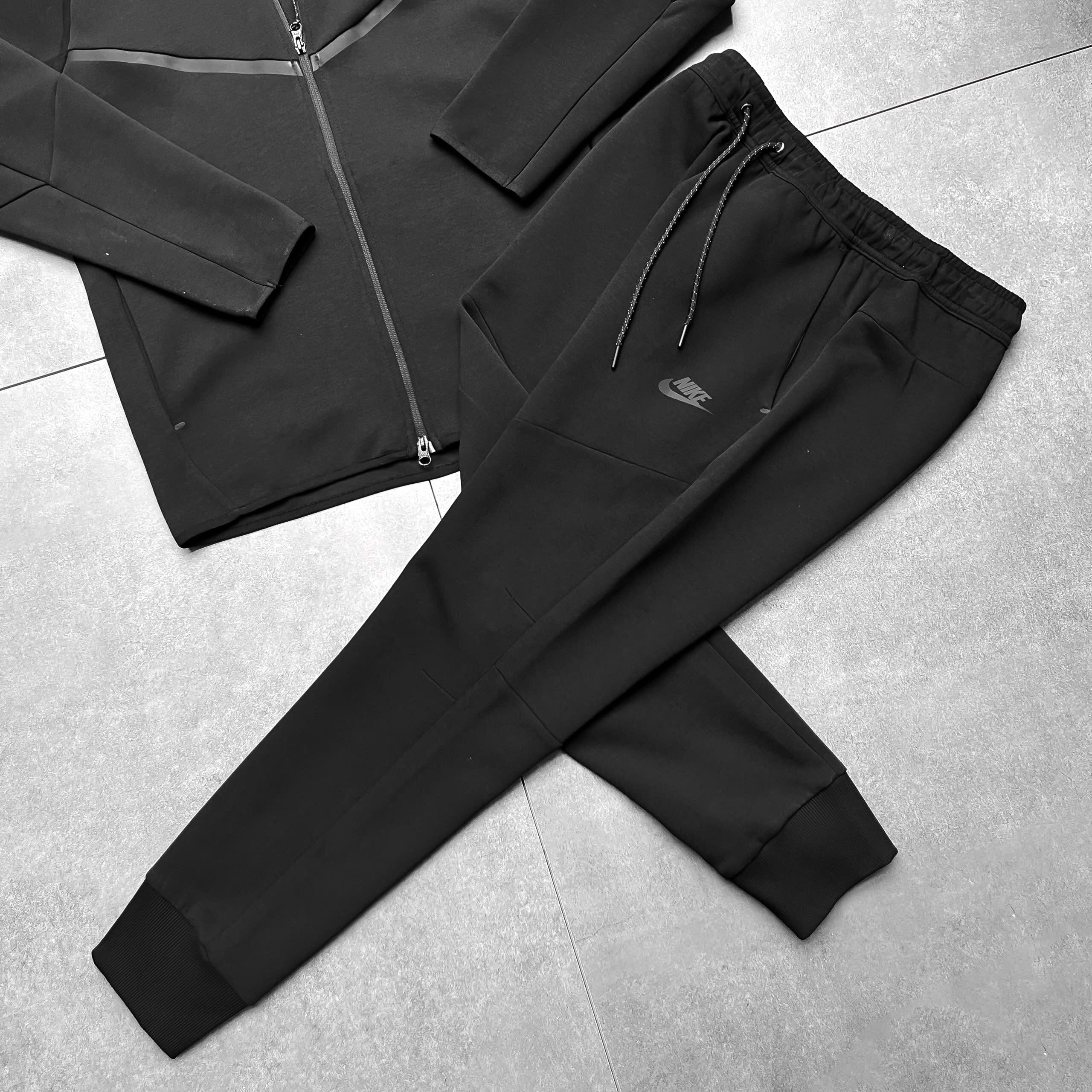 Quần Dài Thể Thao Nike Sportswear Tech Fleece Joggers 2024 HV0959-010