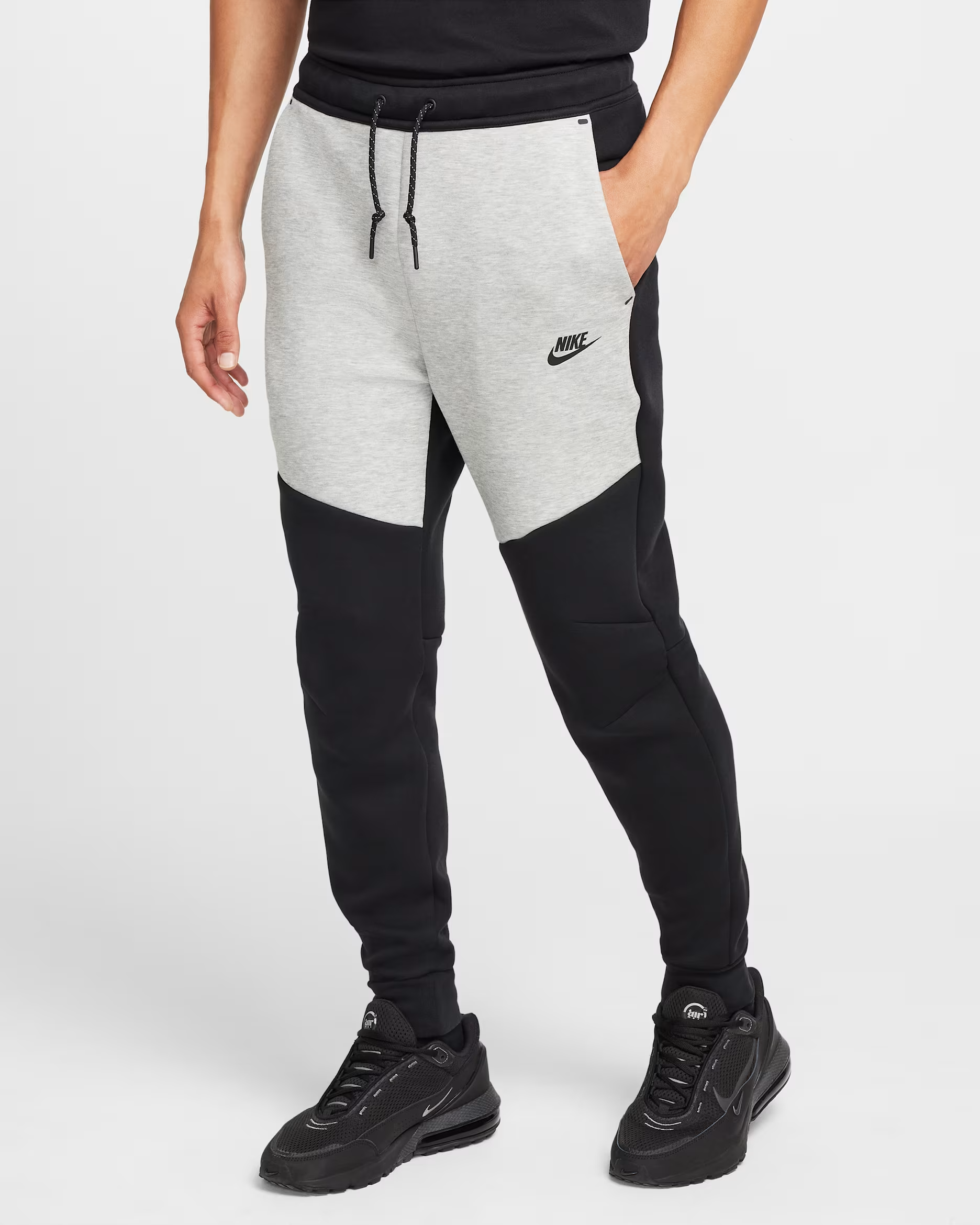 Quần Áo Thể Thao Nike Tech Fleece - ĐEN XÁM