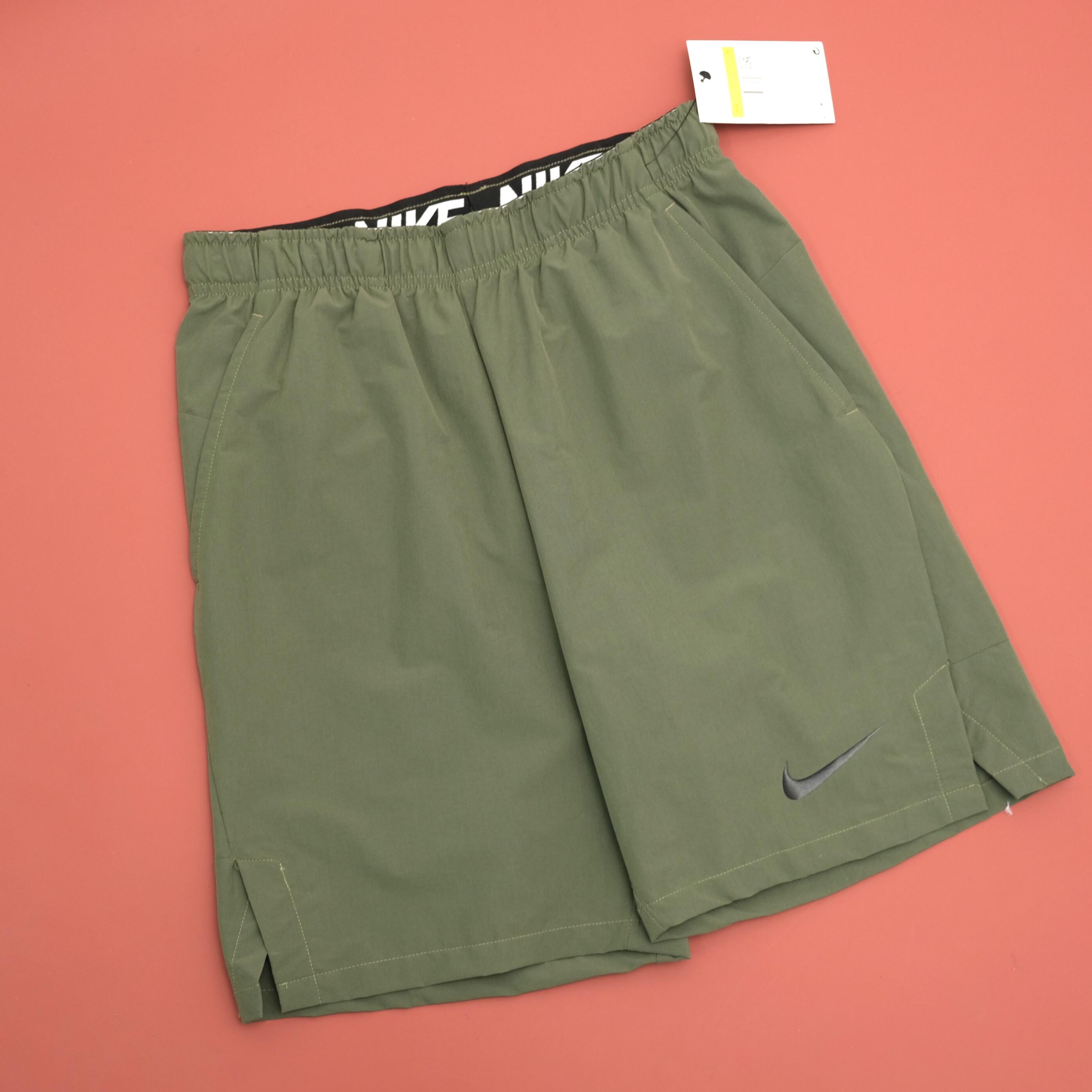Quần Short Thể Thao Nike Flex Woven Training Xanh Rêu - CU4945 337