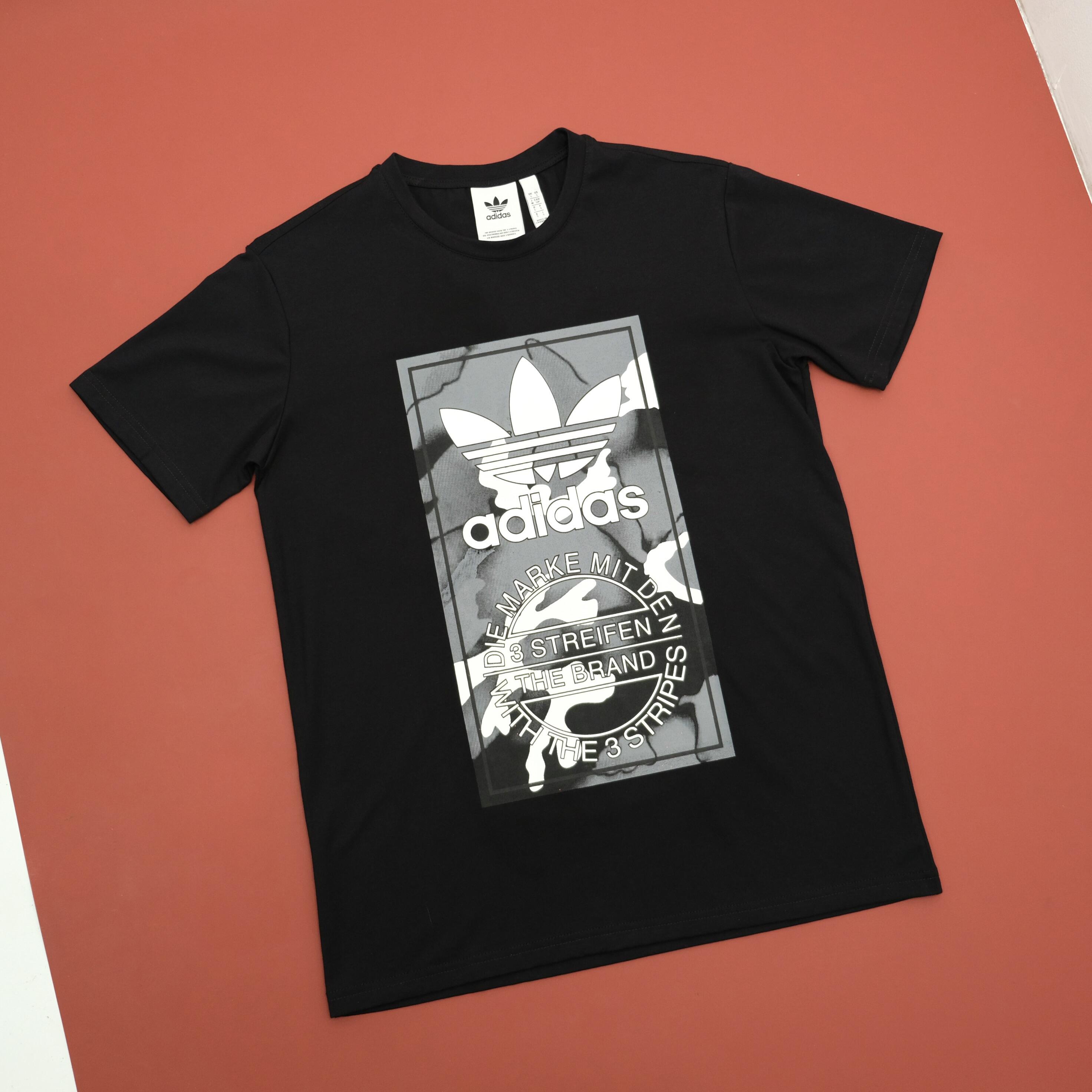 Áo Thun Unisex Nam Nữ Adidas Original Graphic Camo Tee