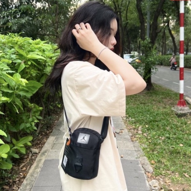 Túi Đeo Chéo Thời Trang Nk Jordan Air Max Mini Crossbody Bag MA0706-023