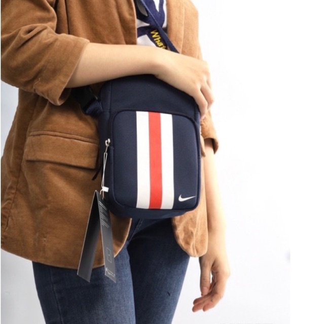 Túi Đeo Hông Đeo Ngực NK Utility Speed Hip Pack DR6127-010