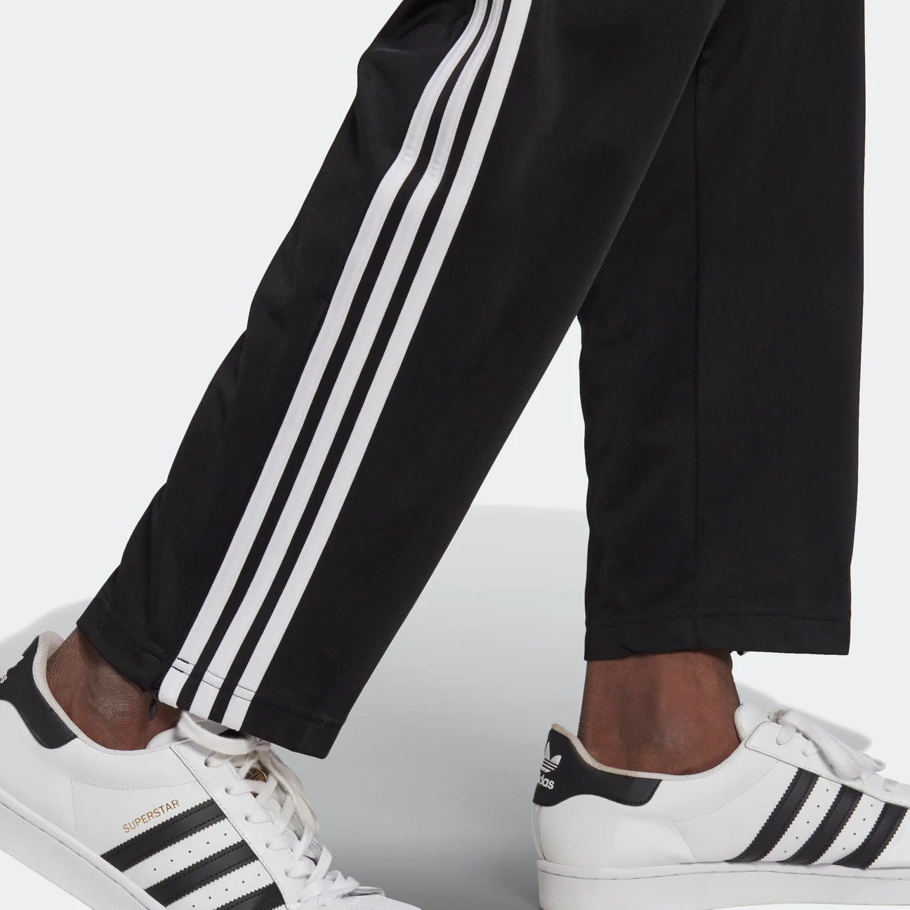 Quần Dài Thể Thao Unisex Ống Xuông Adidas Firebird Track Pants - GN3517