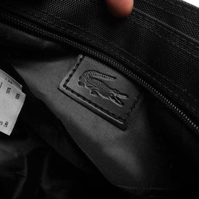 Túi Đeo Chéo Thời Trang Unisex Nam Nữ Signature Print Water-Repellent Reporter Bag