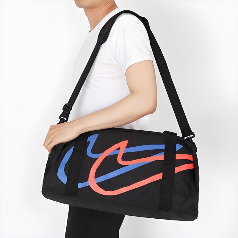 Túi Trống Tiện Ích Thể Thao - Gym - Du lịch NK Gym Club Graphic - DQ5147-010