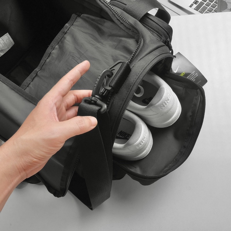 Túi Trống Tiện Ích Thể Thao - Gym - Du lịch NK Utility Power Training Duffel CK2795 010