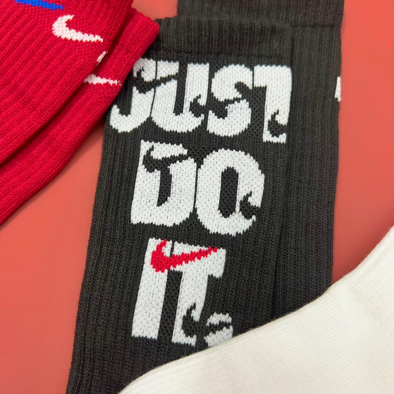 Vớ/ Tất Nike Everyday Plus Cushioned Cổ Cao DH3822-905