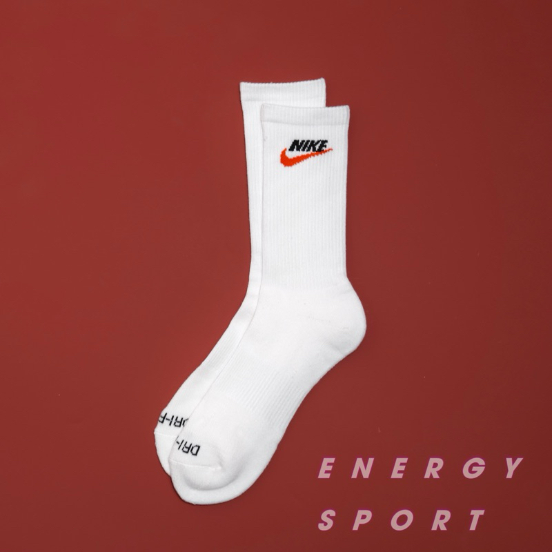 Vớ/ Tất Nike Sportswear Dri-FIT Everyday Essential DX5089 102